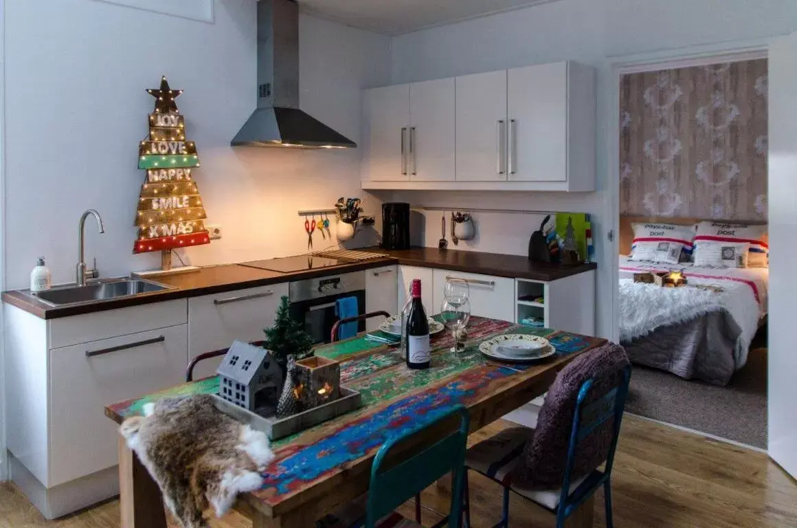 Kitchen/Kitchenette in B&B - Pension Perruque