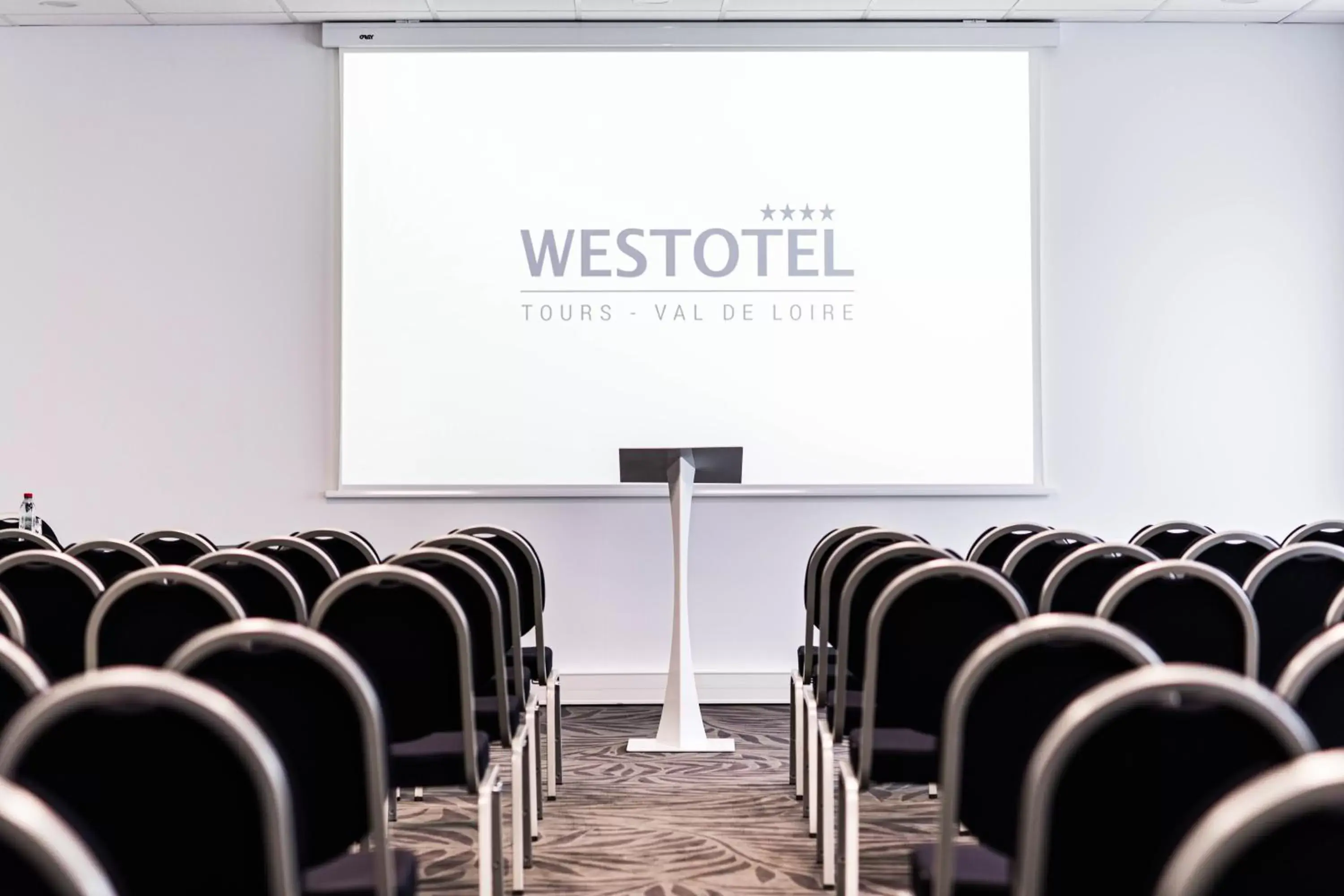 Business facilities in WESTOTEL TOURS VAL DE LOIRE