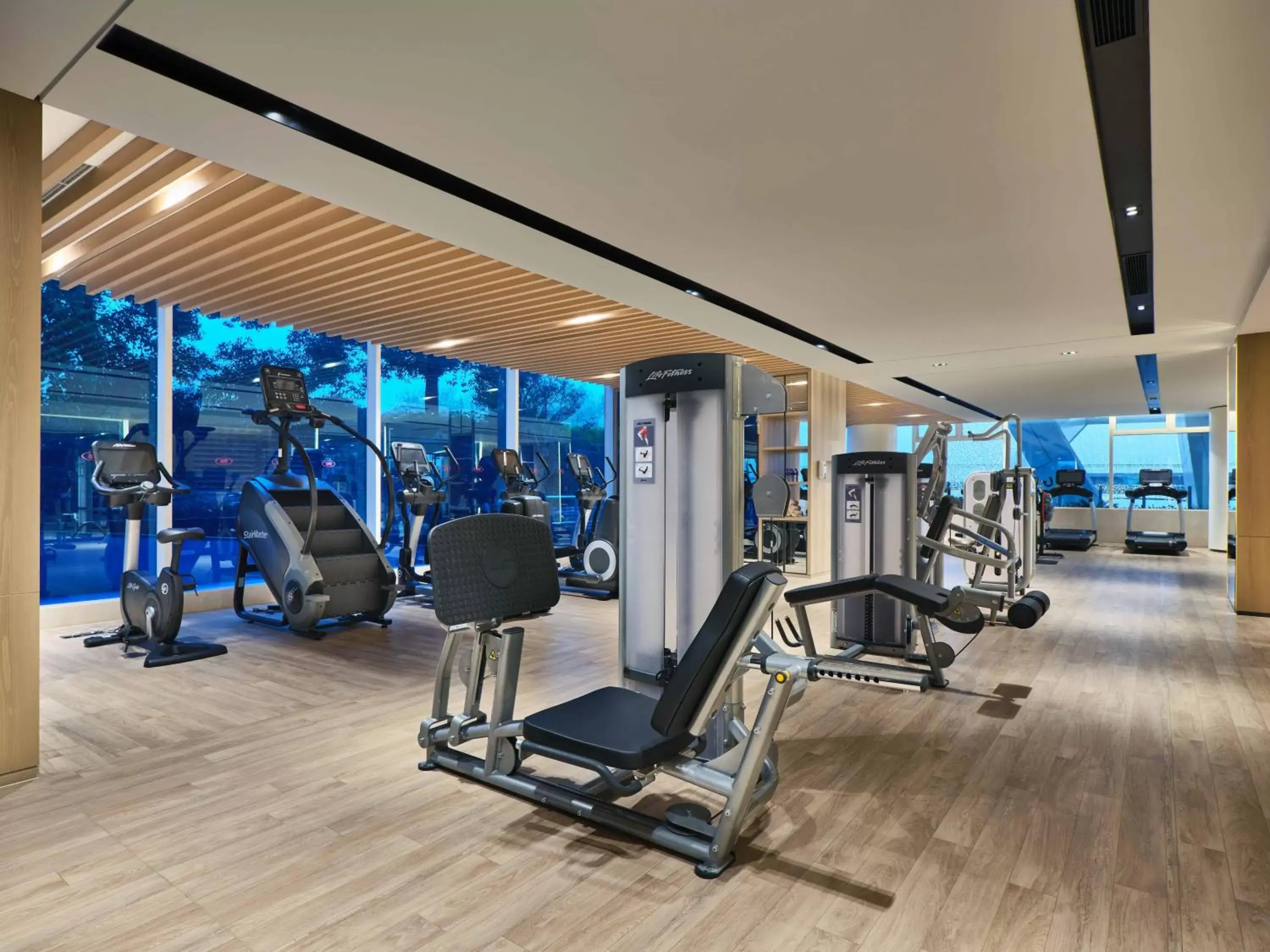 Fitness centre/facilities, Fitness Center/Facilities in Crowne Plaza Suzhou, an IHG Hotel