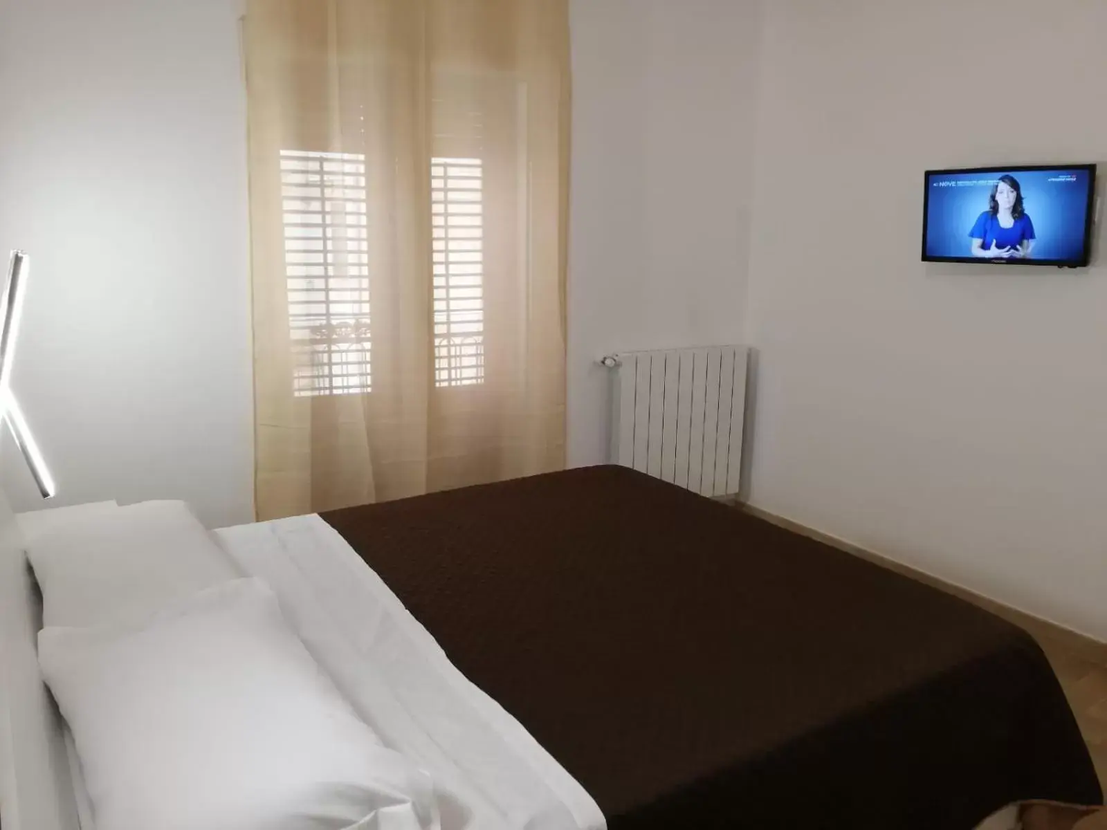 TV and multimedia, Bed in Opera Boutique Rooms