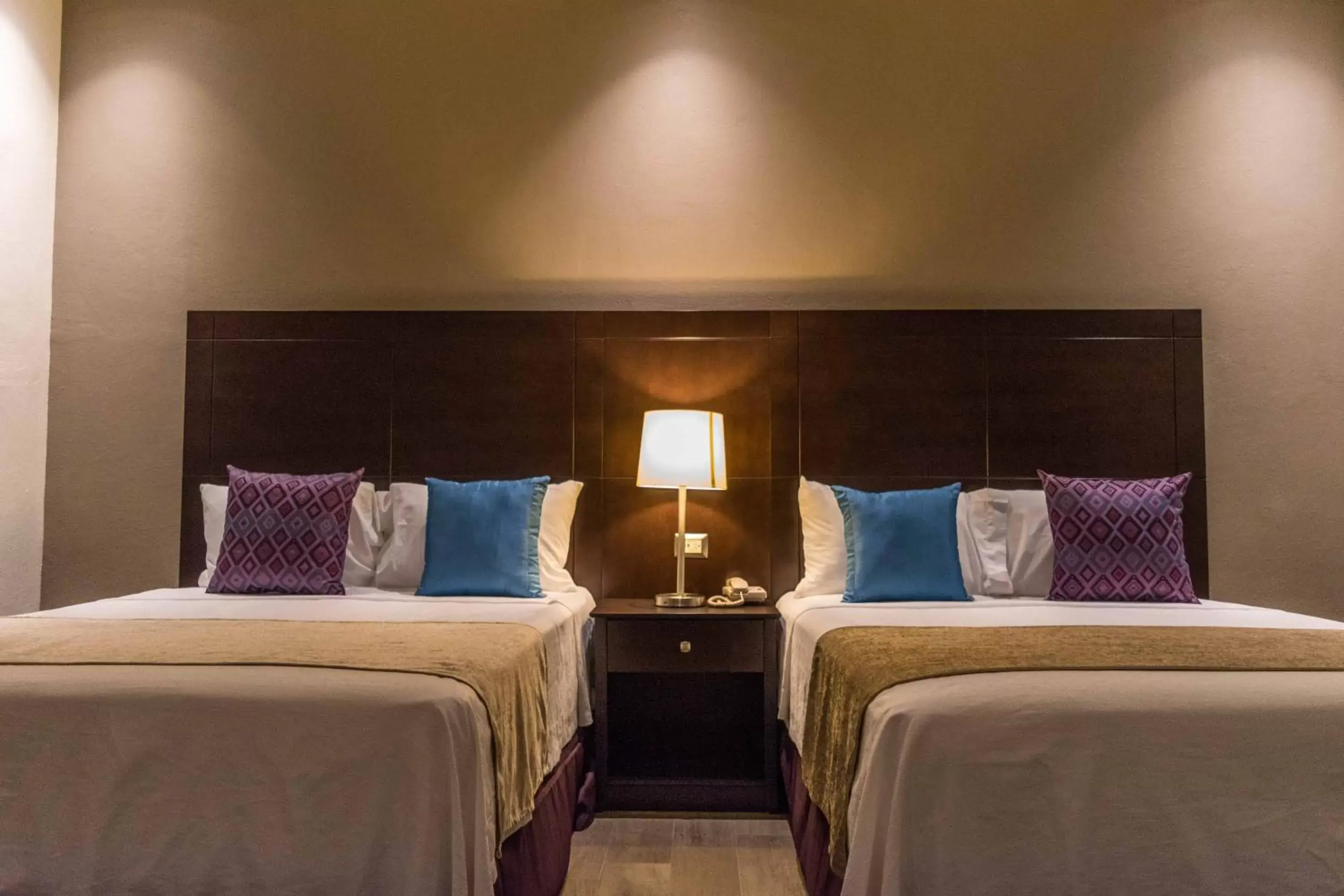 Decorative detail, Bed in Punto Madero Hotel & Plaza