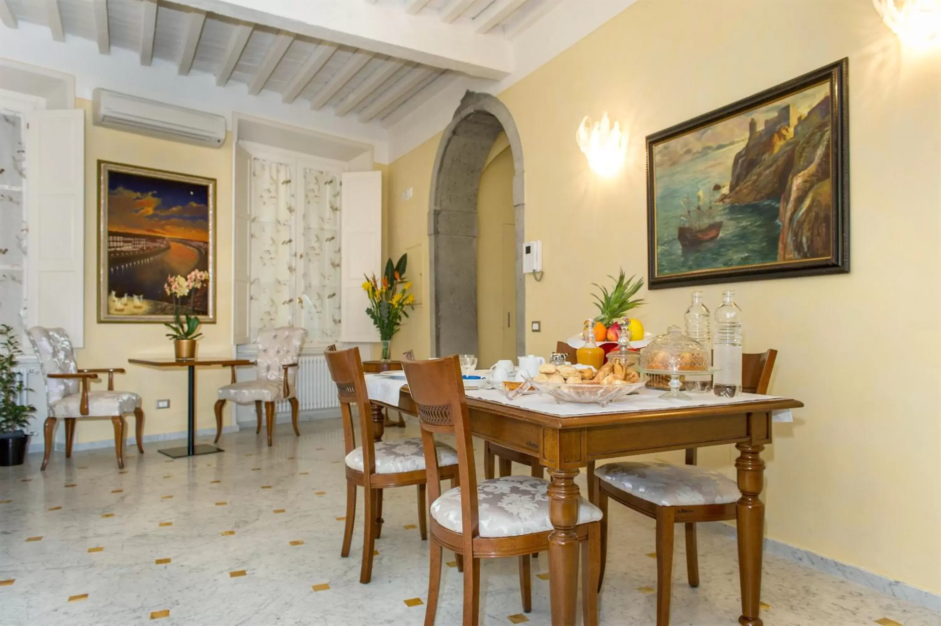 Dining area, Restaurant/Places to Eat in Relais Dei Mercanti B&B And Suites