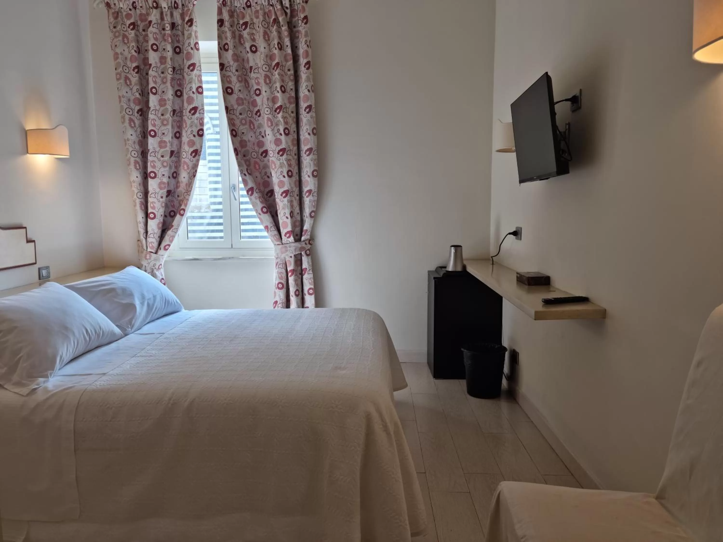 Photo of the whole room, Bed in Hotel Virgilio