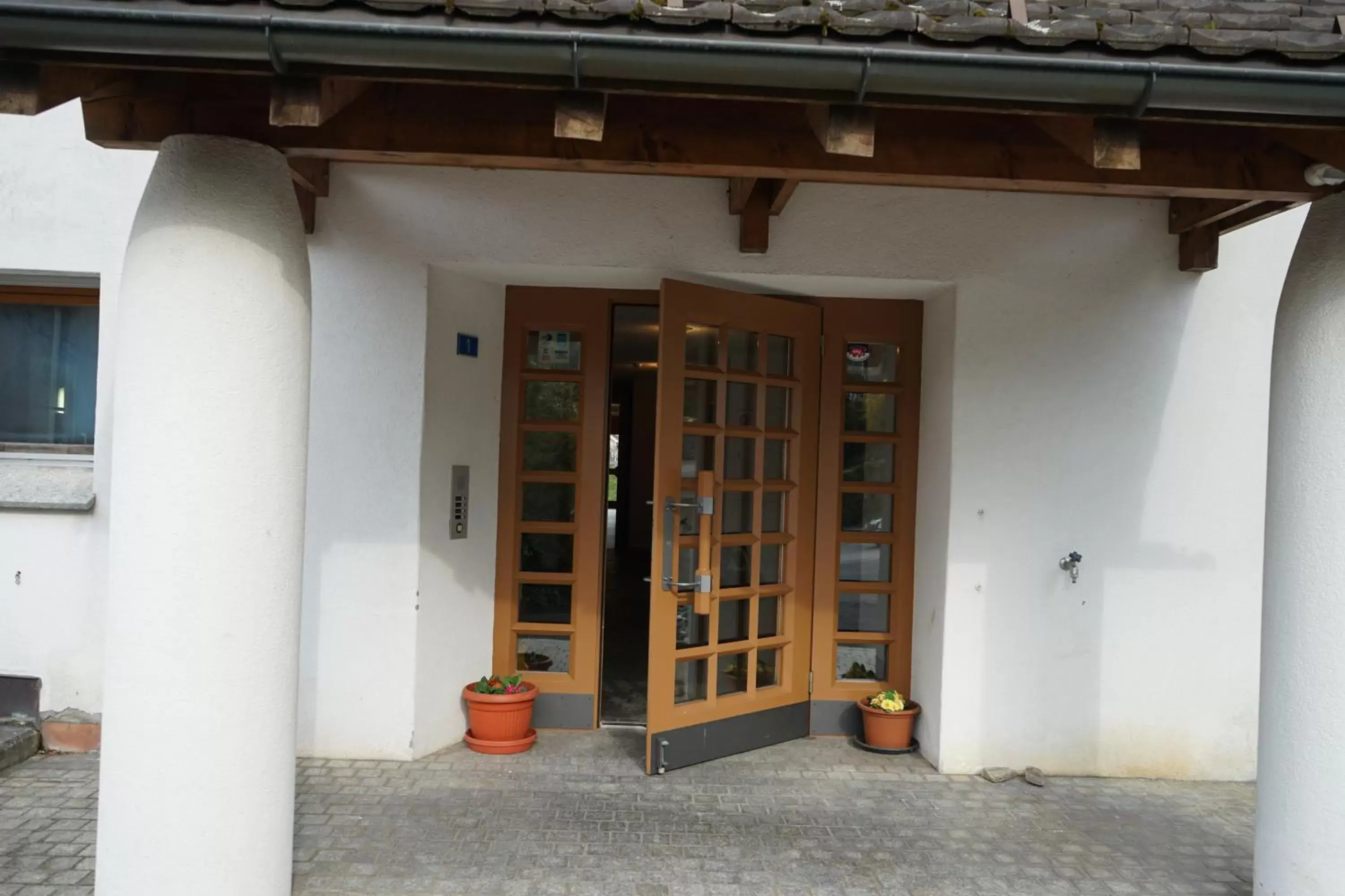 Facade/entrance in Hotel Schiffahrt