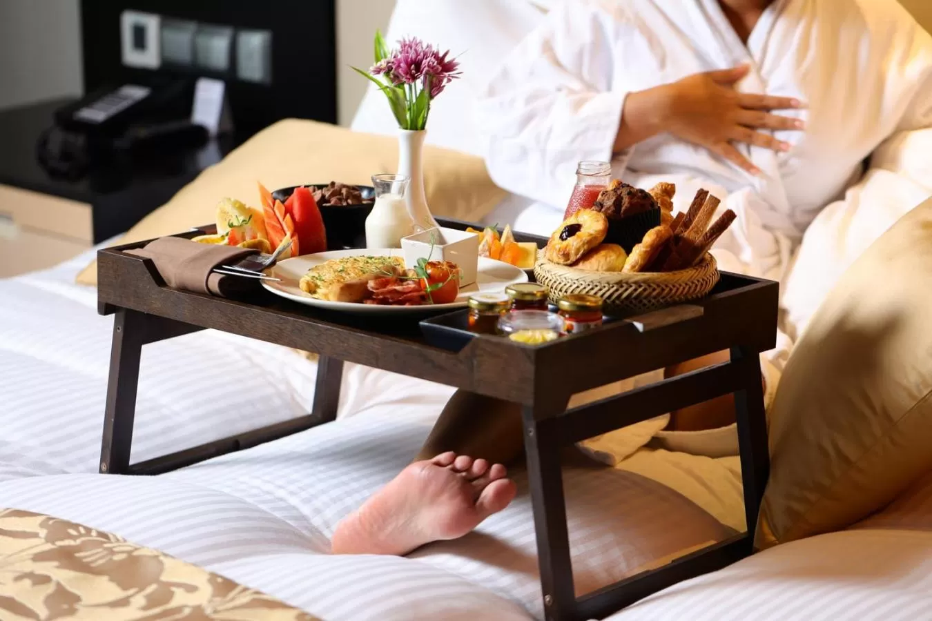 room service in Mövenpick Hotel Colombo