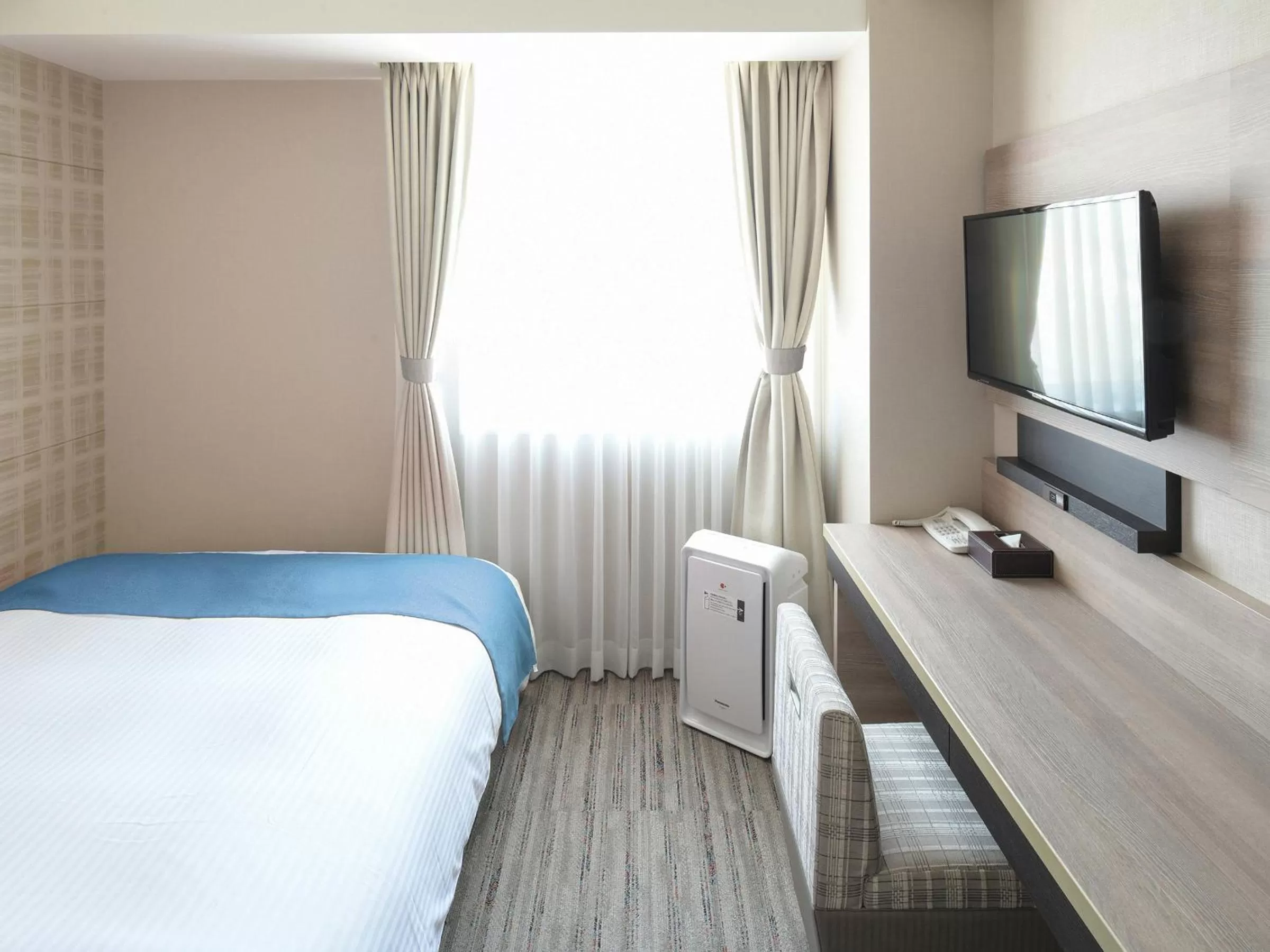 Photo of the whole room, Bed in Vessel Inn Shigamoriyama Station
