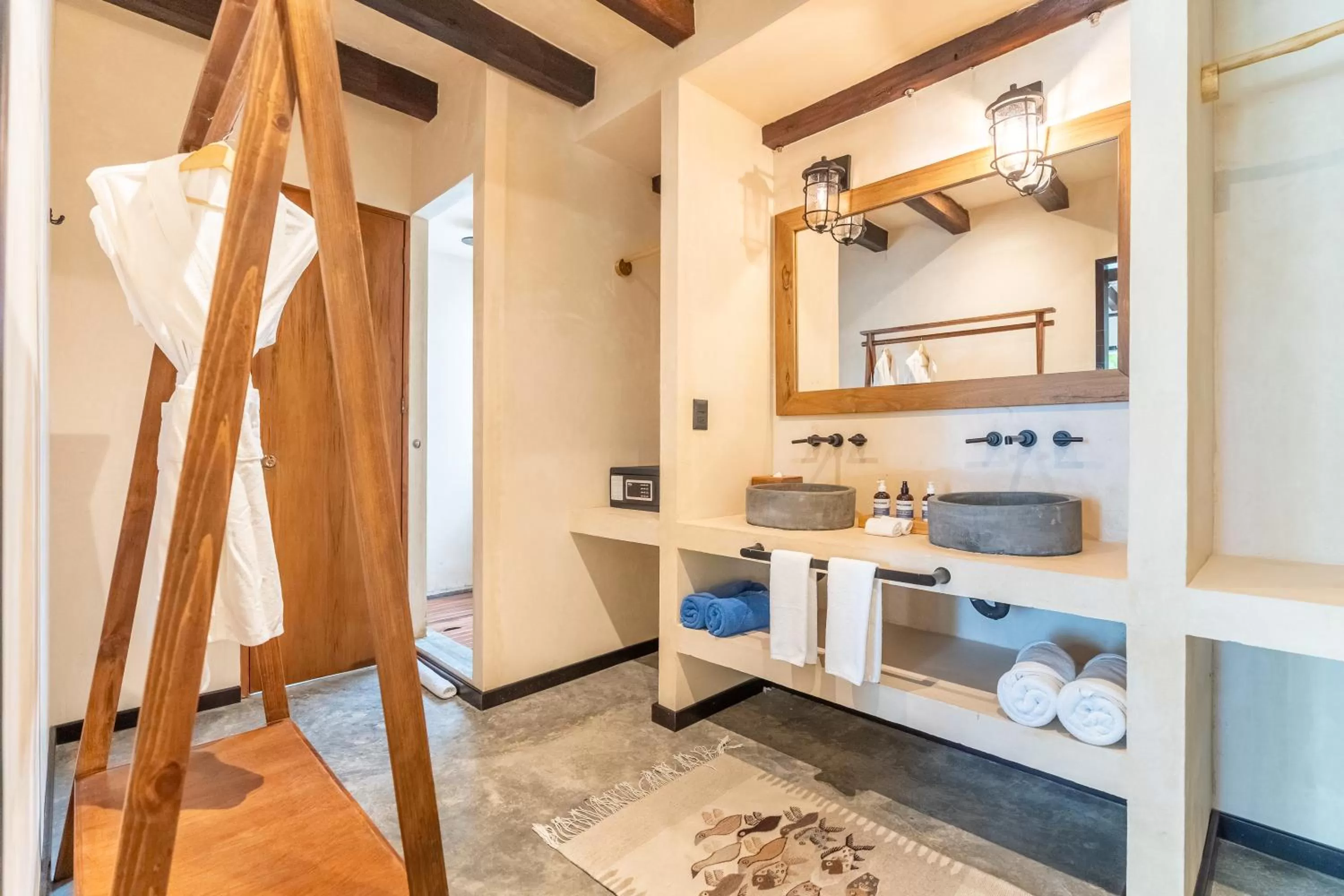 Bathroom in Villa Pescadores Tulum-Beachfront hotel by Ahau Collection