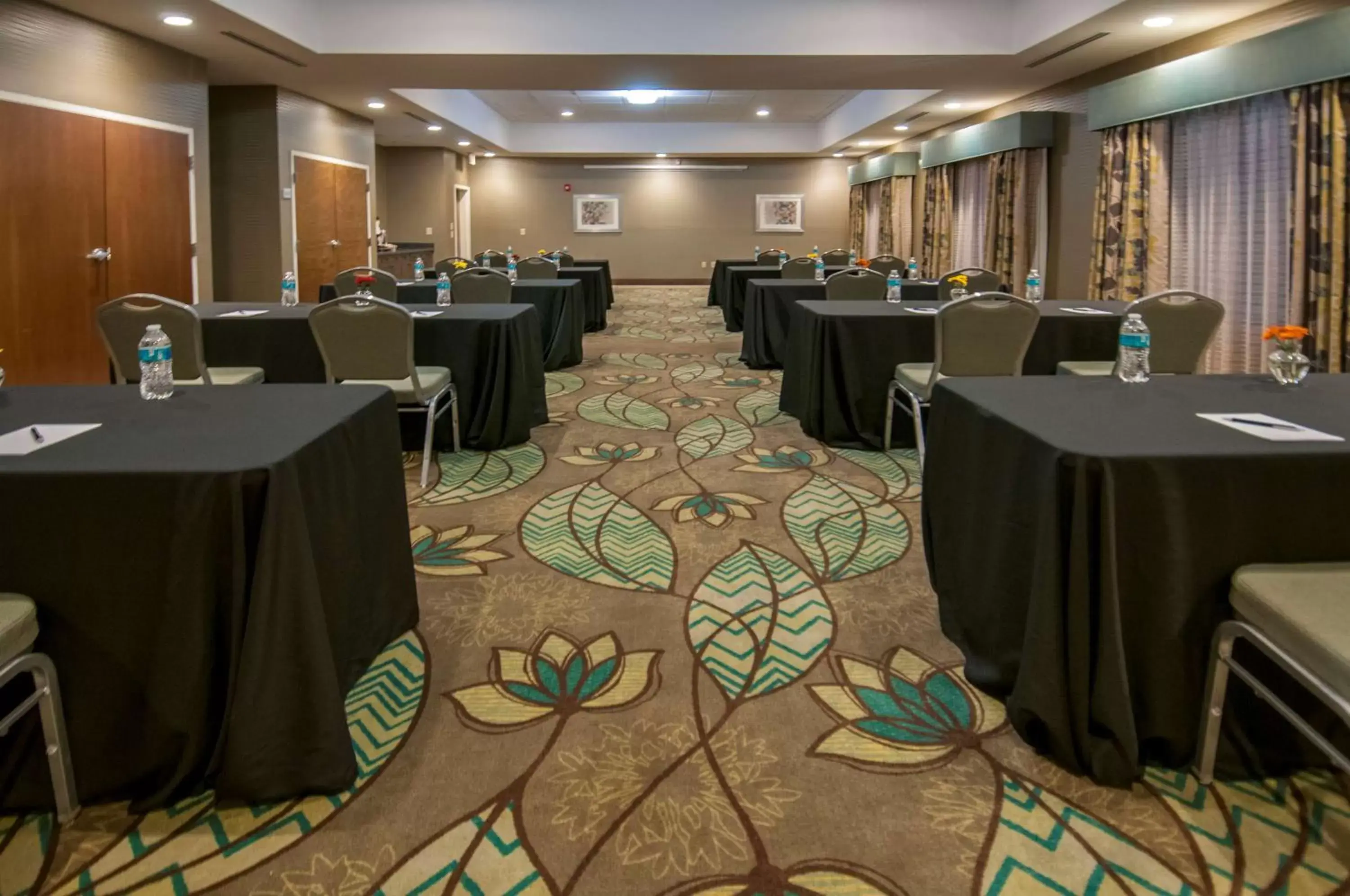 Meeting/conference room in Hampton Inn Hernando, MS