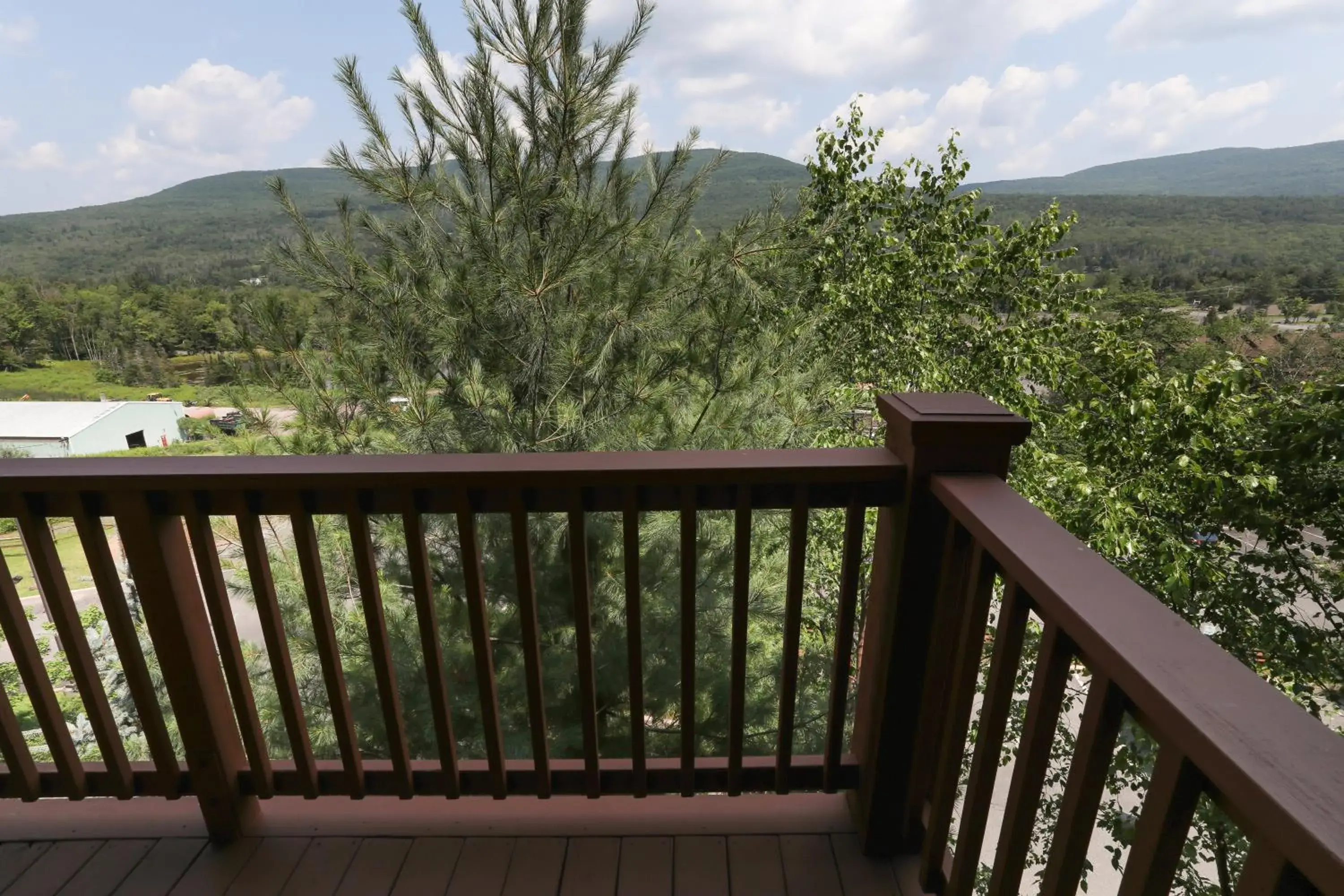 Property building, Mountain View in Kaatskill Mountain Club and Condos by Hunter Mountain