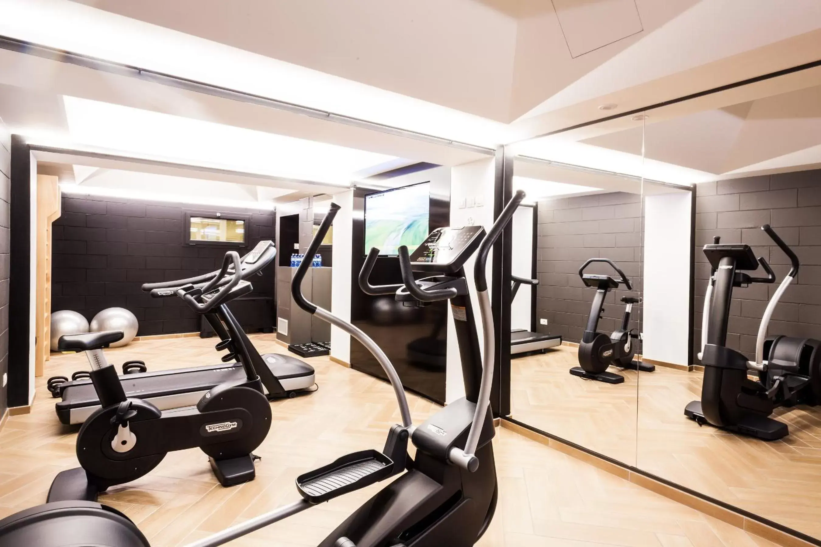 Fitness centre/facilities, Fitness Center/Facilities in Senato Hotel Milano