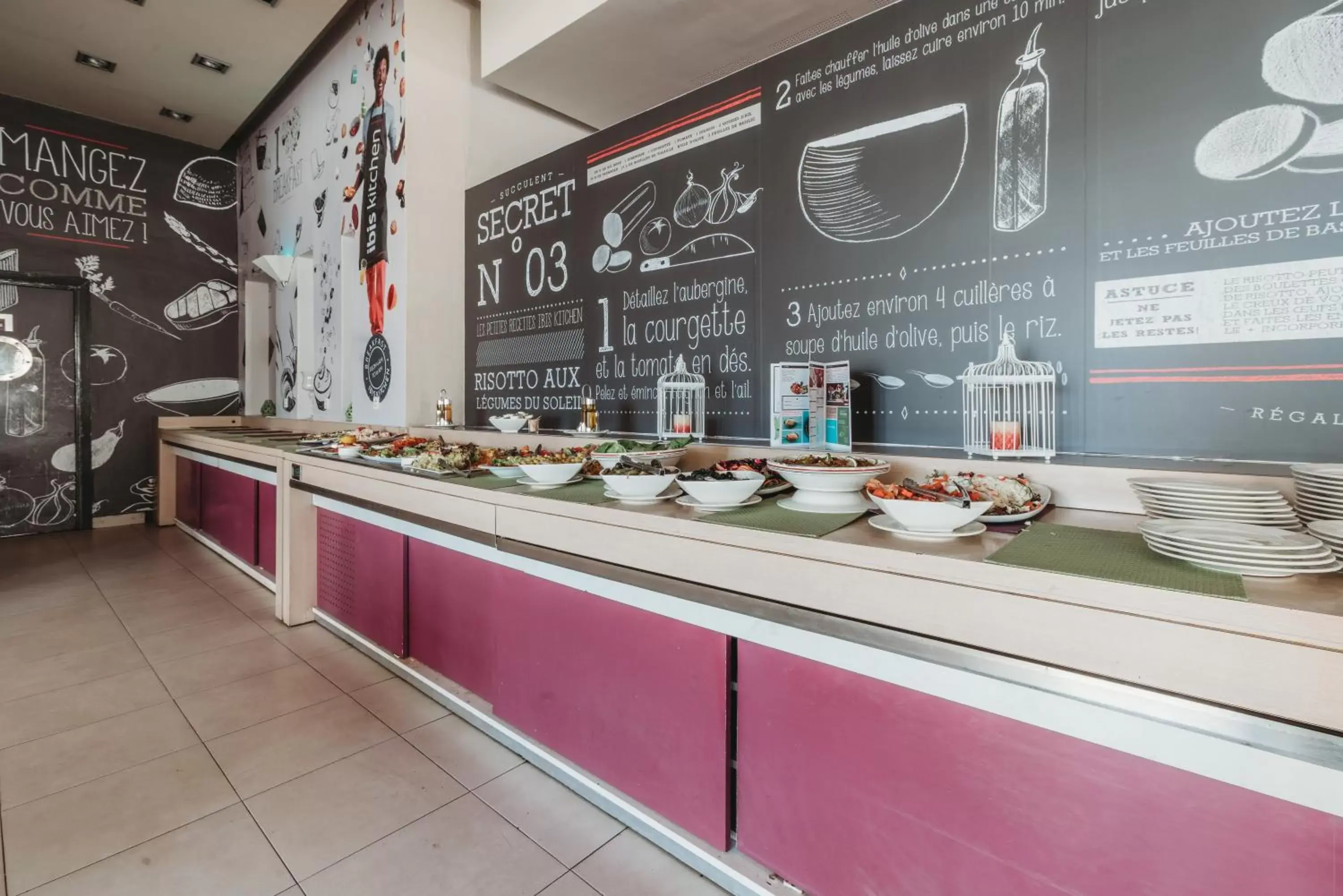 Restaurant/Places to Eat in Ibis Tanger City Center