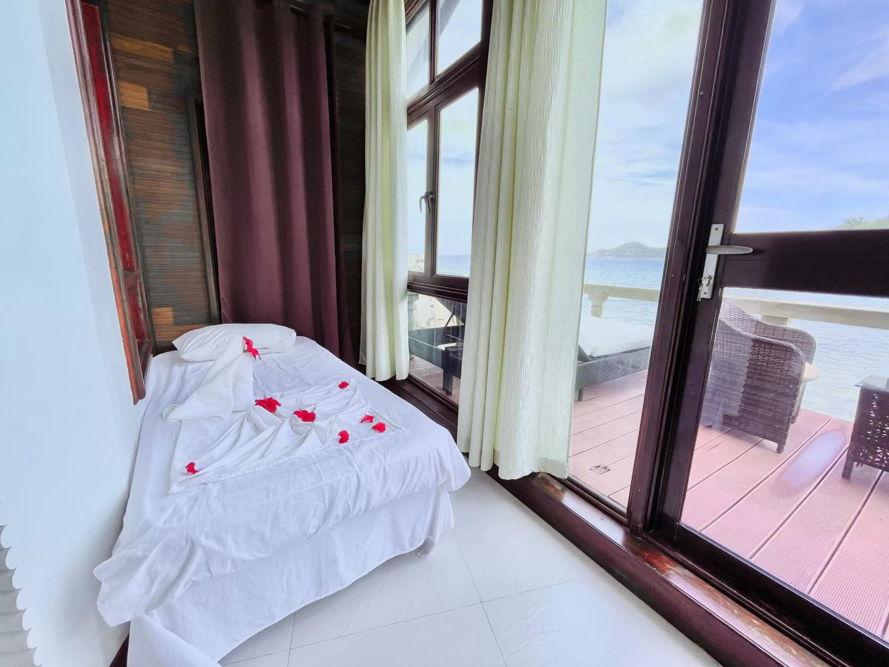 Bedroom, Bed in Villa Chez Batista