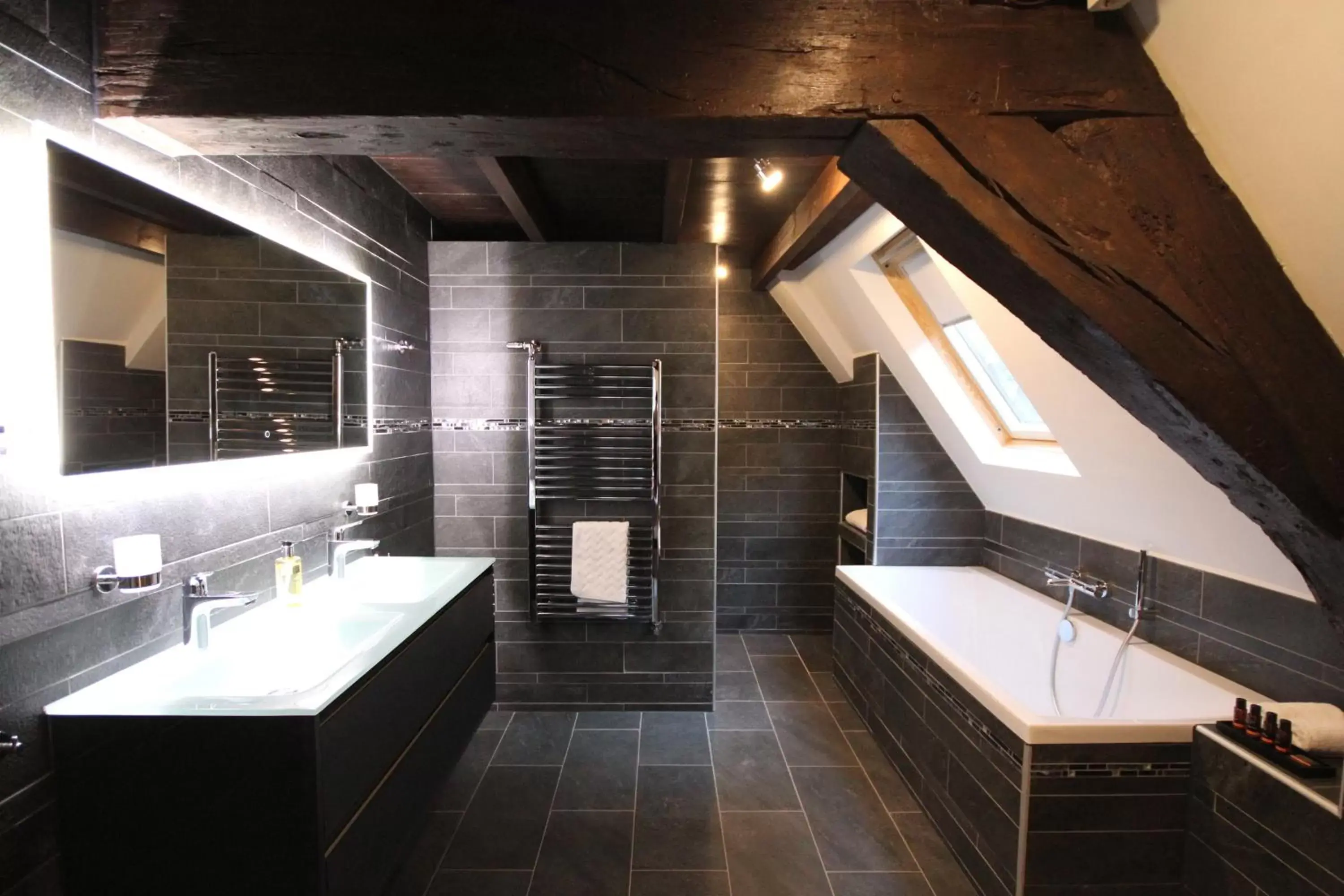 Shower, Bathroom in Boutique Hotel Steenhof Suites