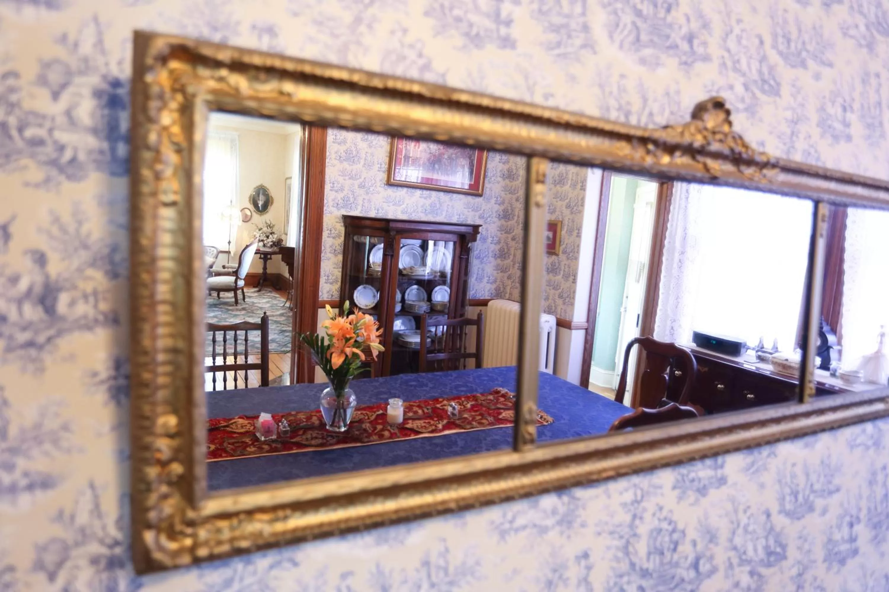 Decorative detail in Beauclaires Bed & Breakfast