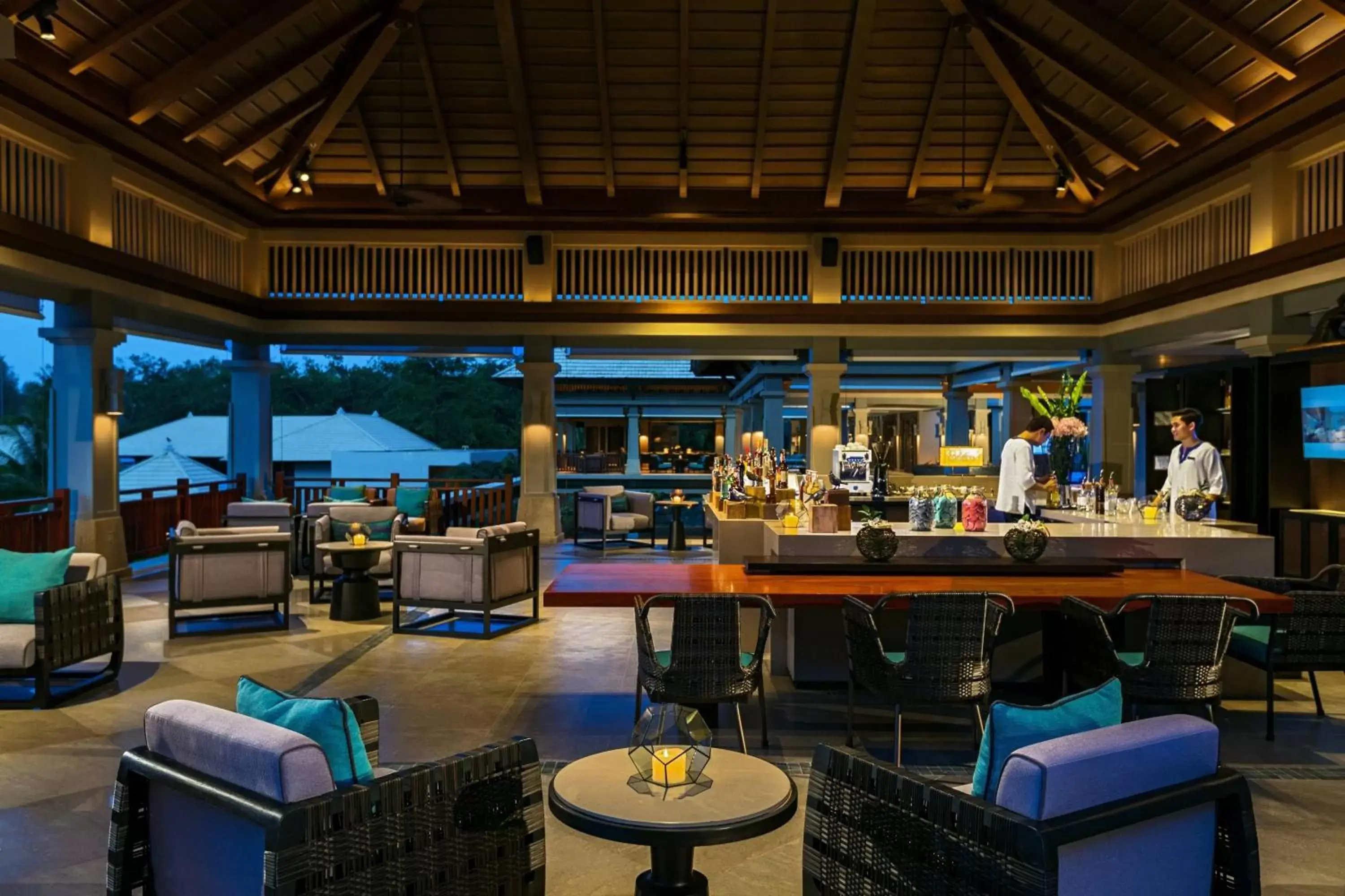 Lounge or bar, Restaurant/Places to Eat in Phuket Marriott Resort and Spa, Nai Yang Beach