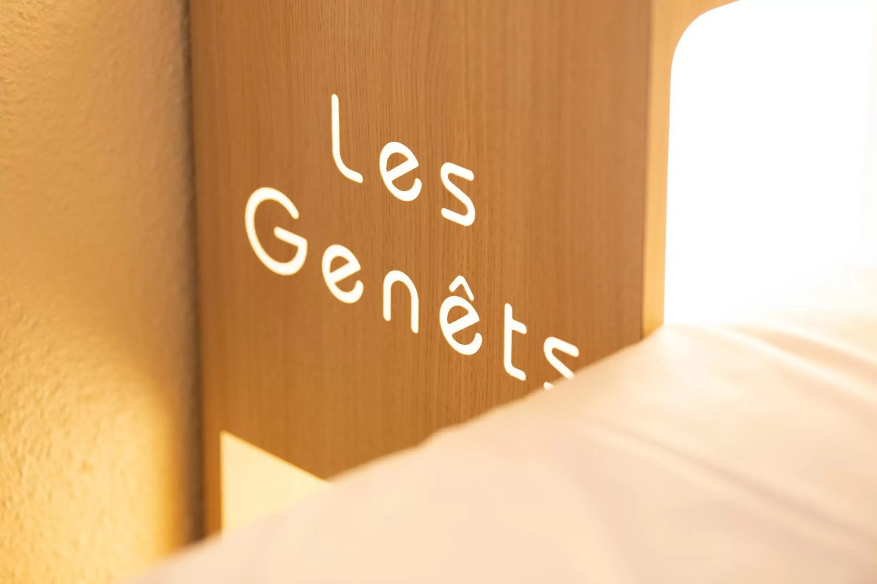 Bedroom in Hôtel Les Genêts Bayonne