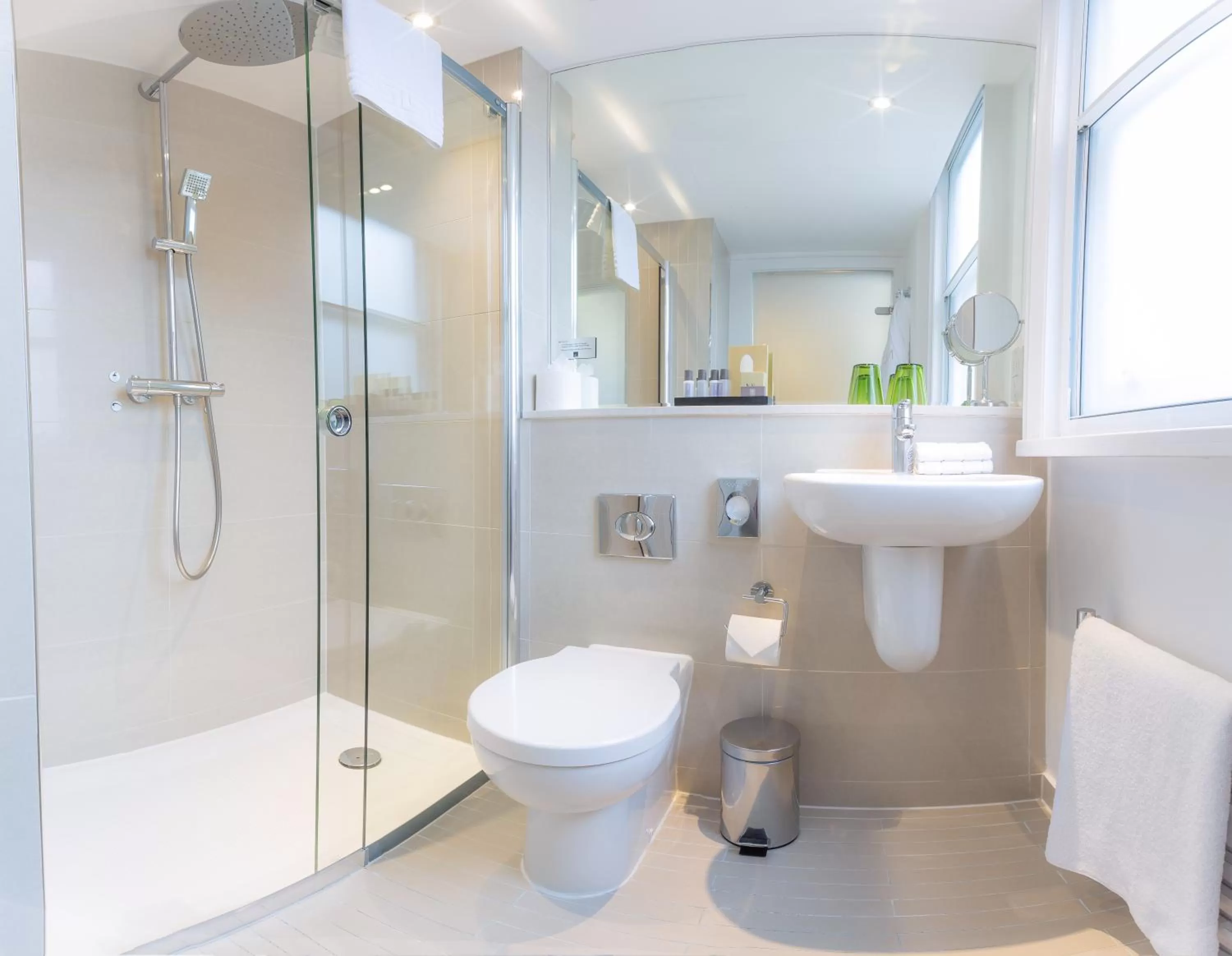 Bathroom in Ten Manchester Street Hotel