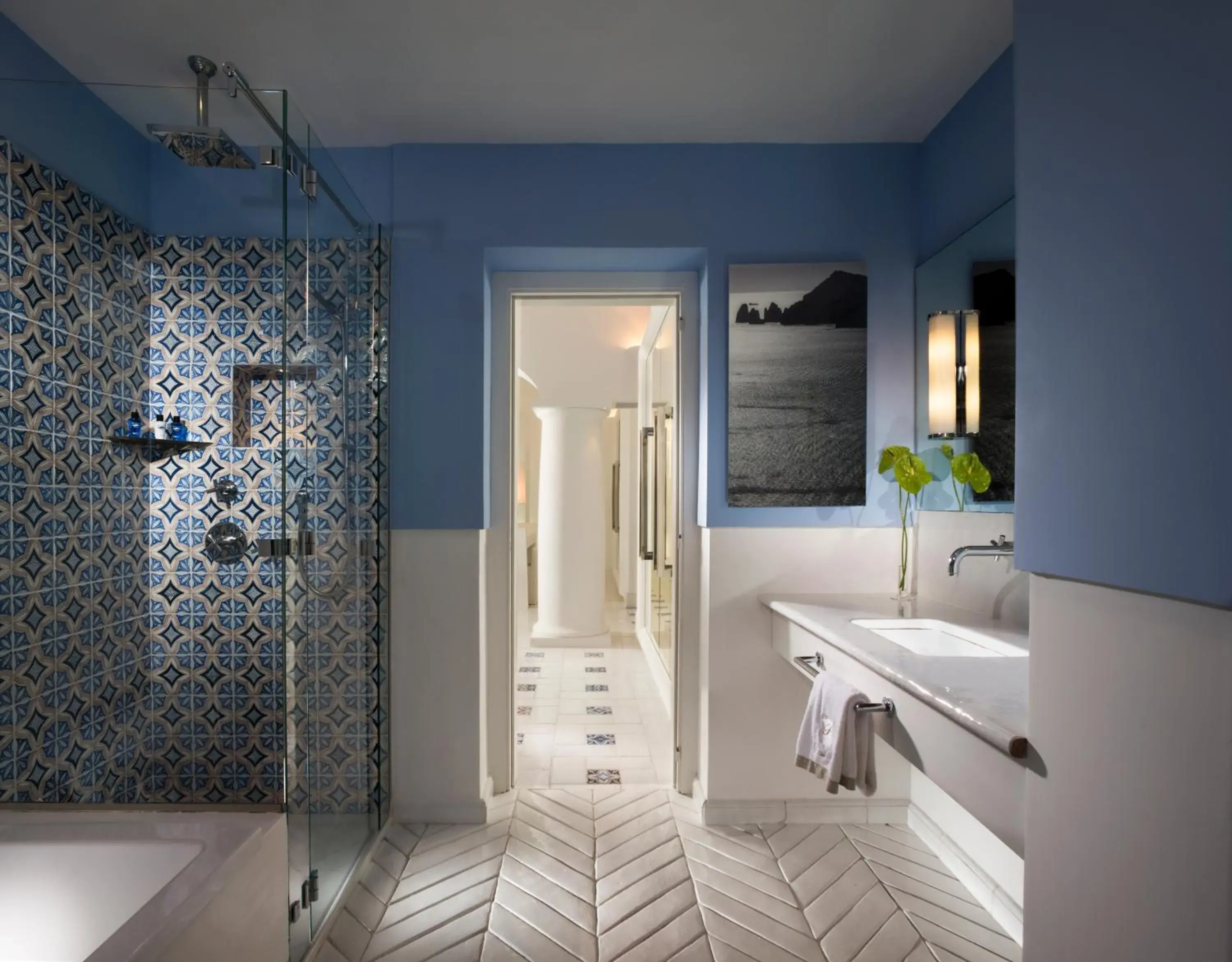 Shower, Bathroom in Capri Palace Jumeirah