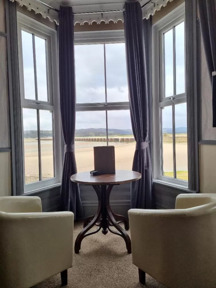 Seating area in Ye Olde Fighting Cocks