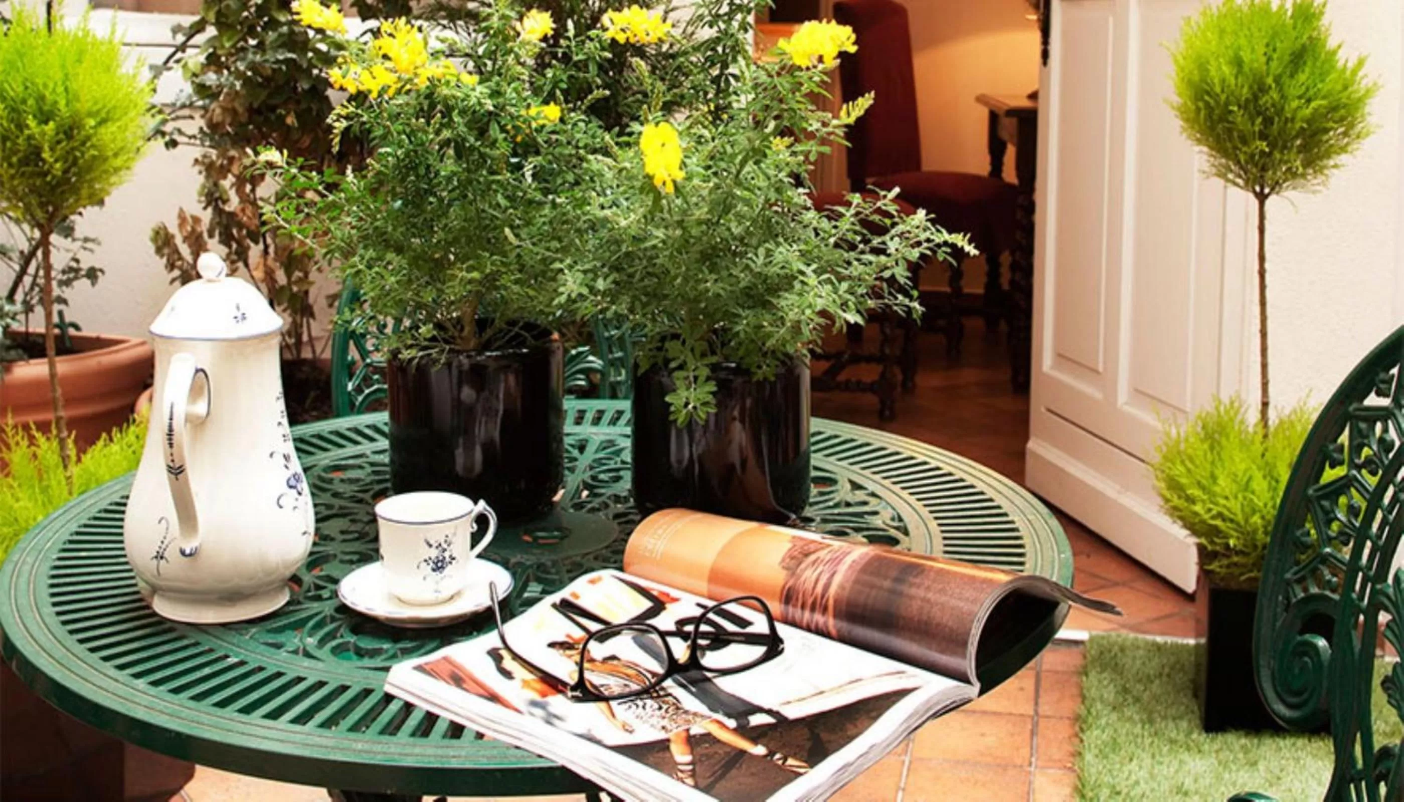 Balcony/Terrace in Castex Hotel