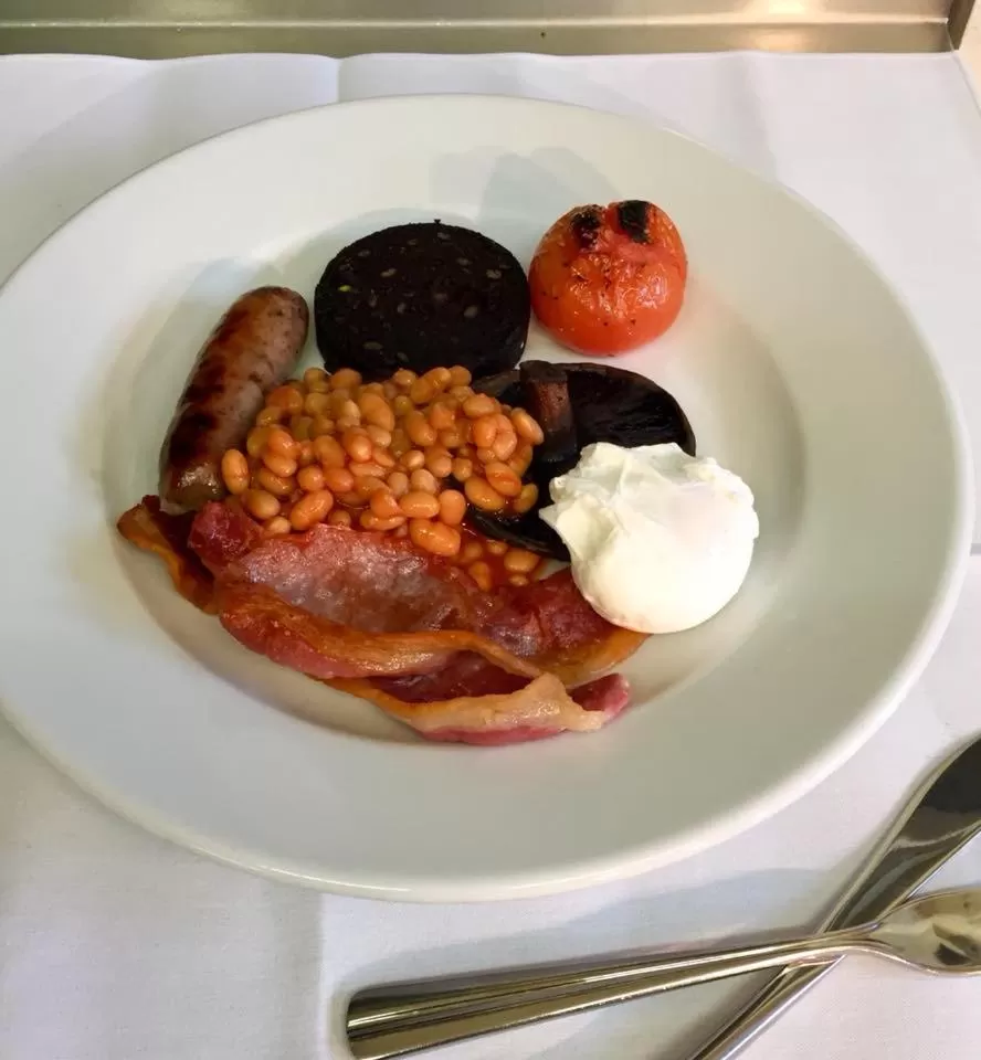 Food and drinks in Castle Hotel & Apartments