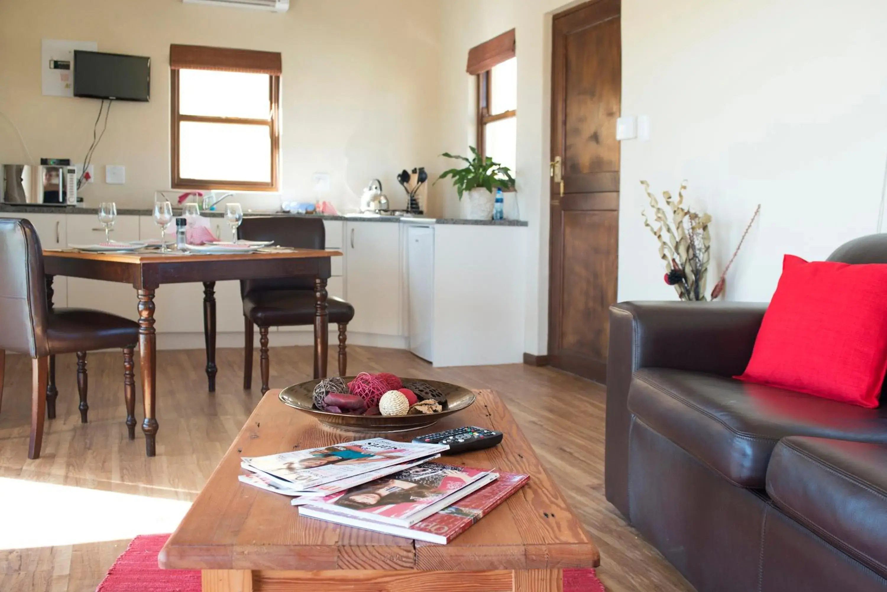 Kitchen or kitchenette in Wild Clover Cottages