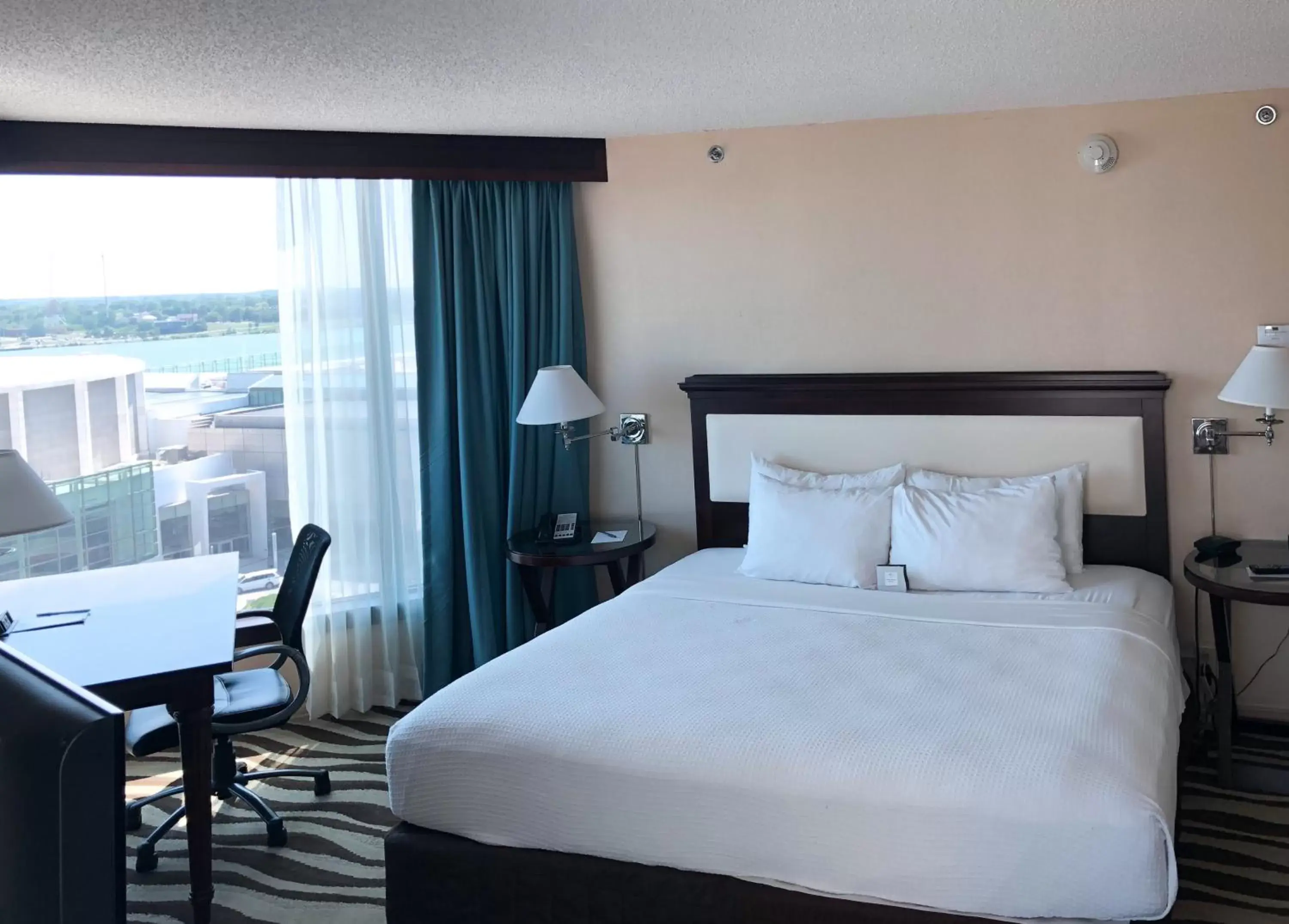 Photo of the whole room, Bed in Fort Pontchartrain Detroit, a Wyndham Hotel