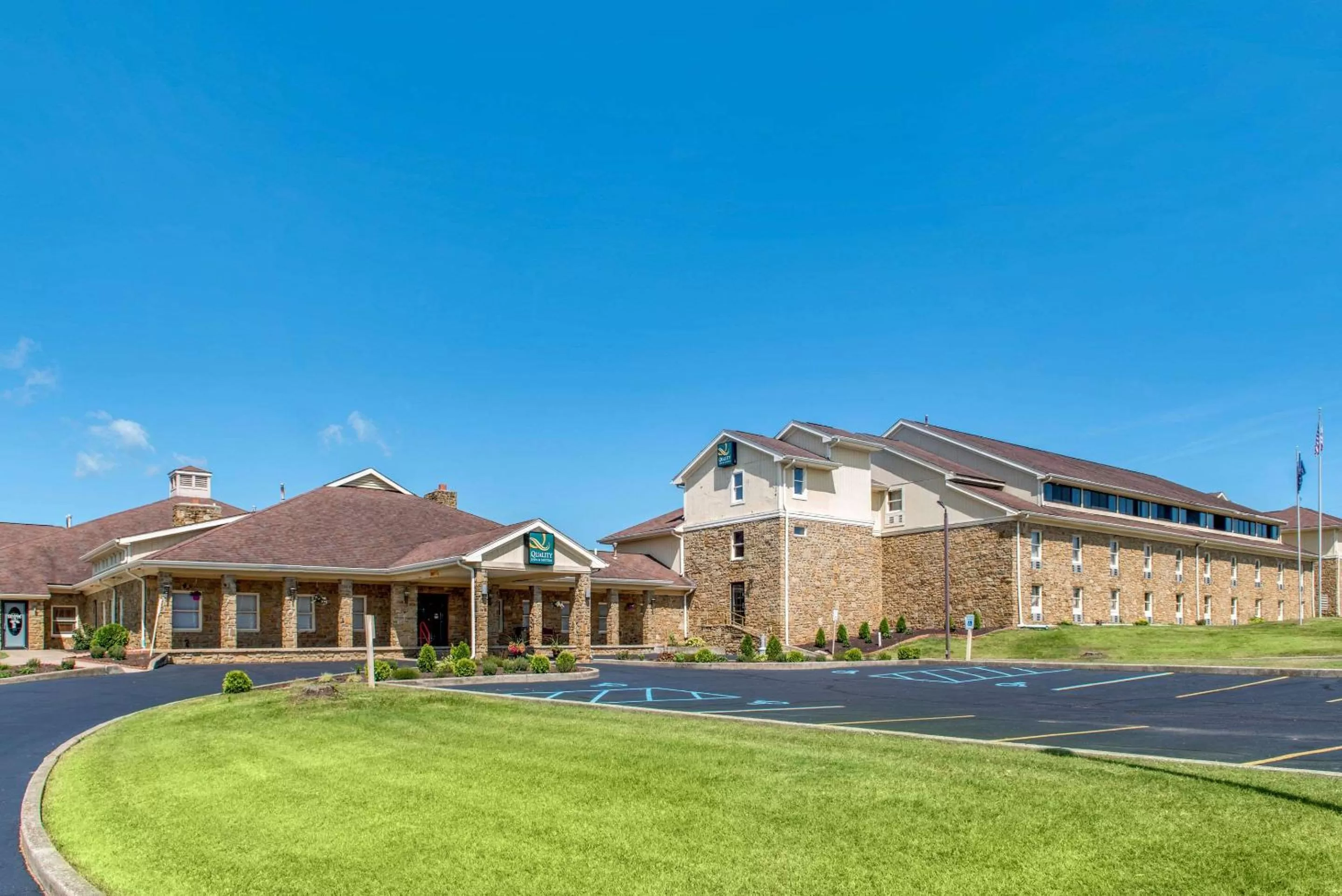 Property building in Quality Inn & Suites Bedford West