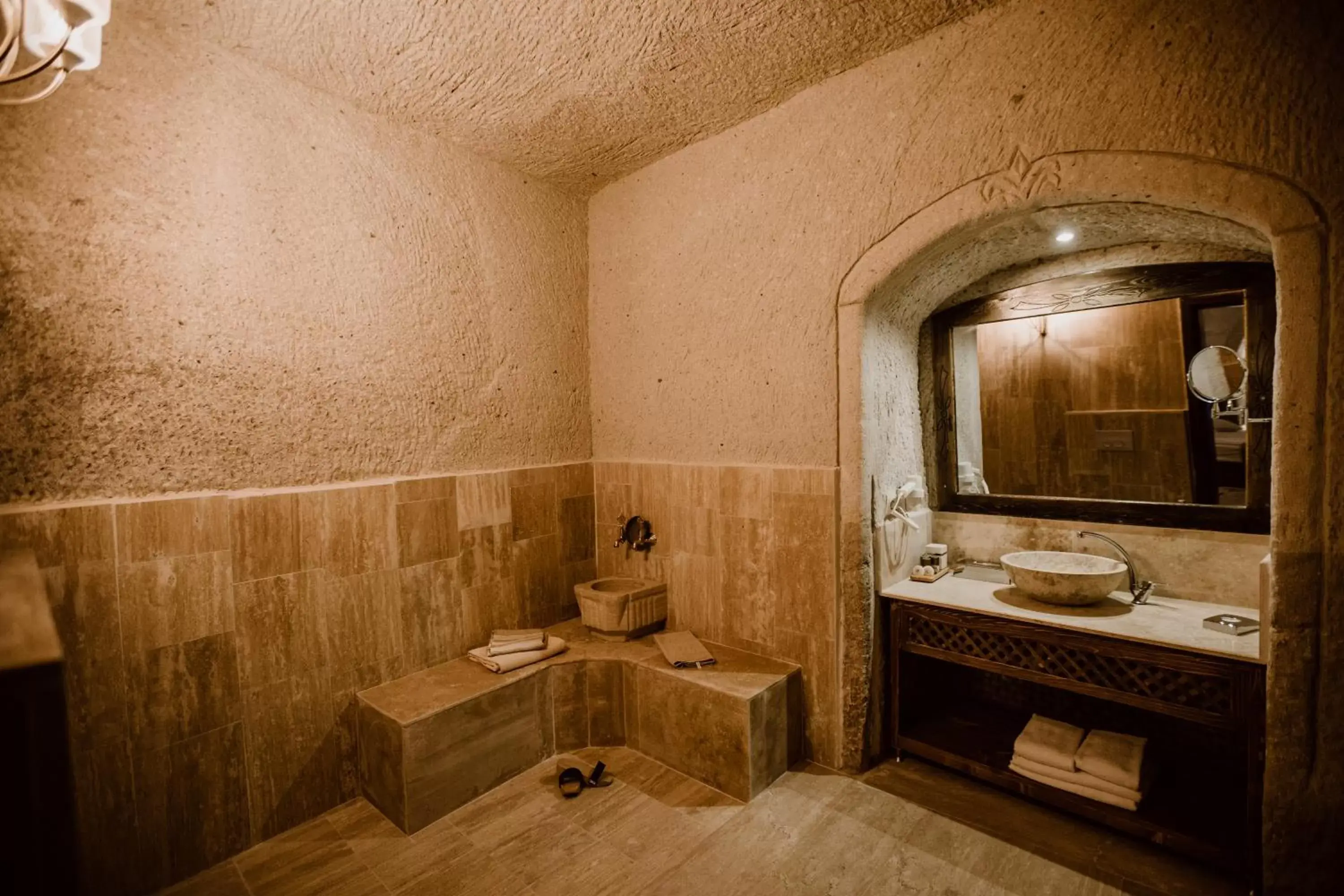 Bathroom in Alia Cave Hotel