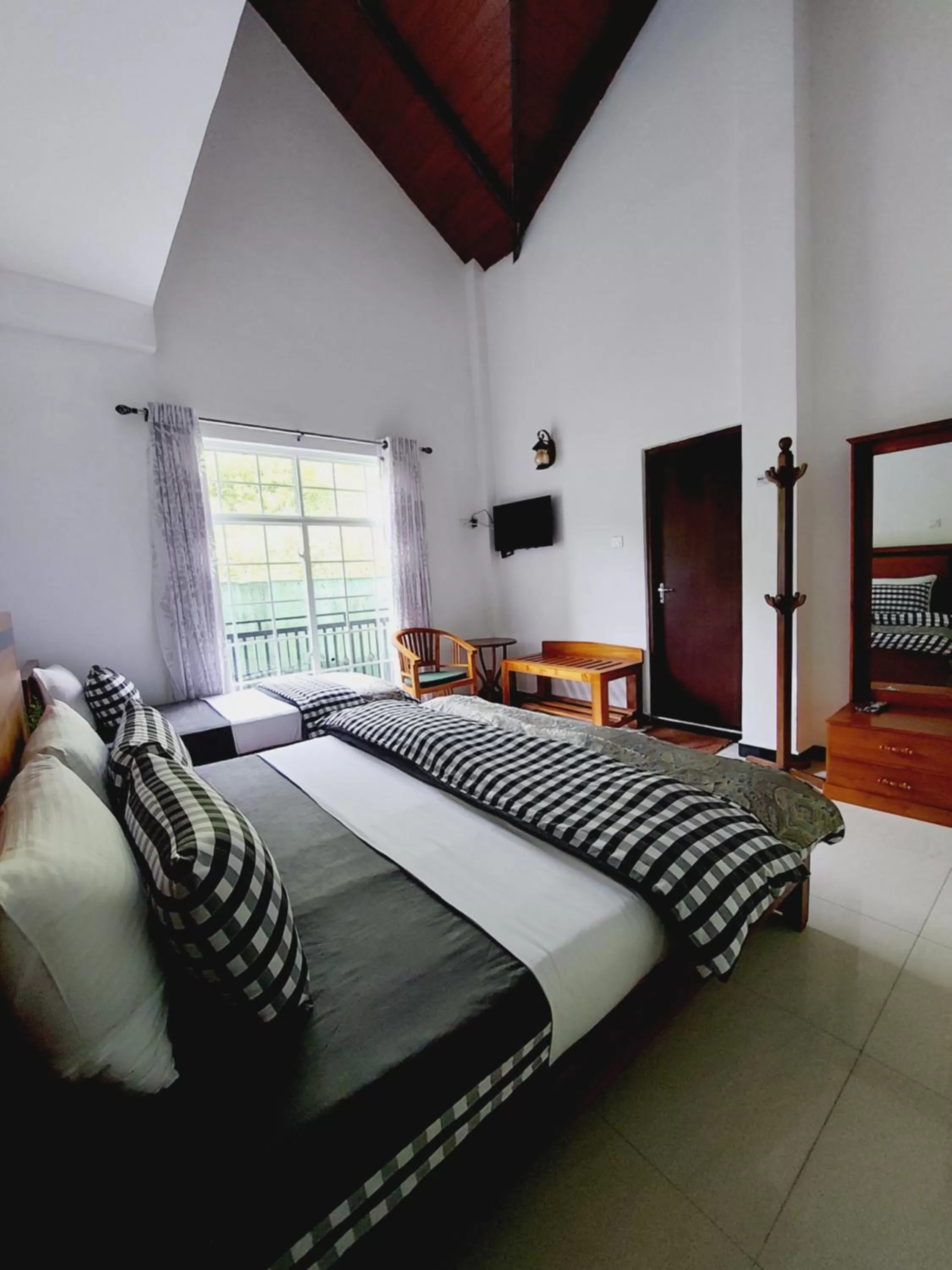 Bedroom, Bed in Misthill Rest - Lavish Villa