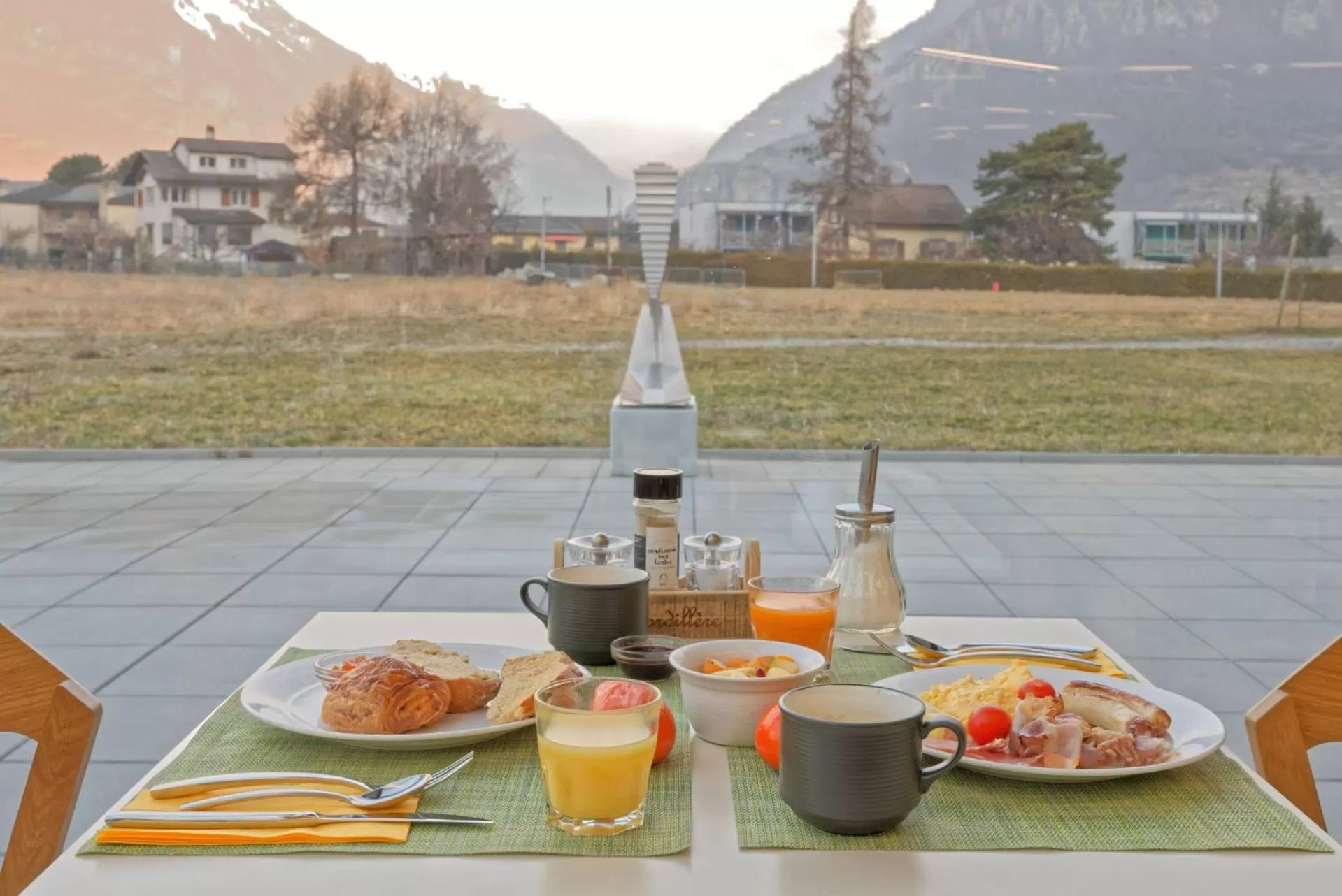 Breakfast in Martigny Boutique-Hôtel
