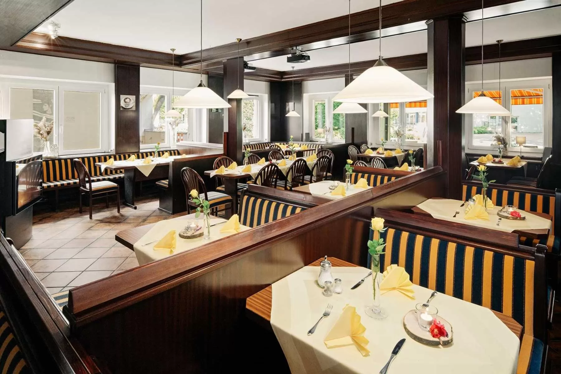 Restaurant/places to eat in Hotel Park Cafe Reichl