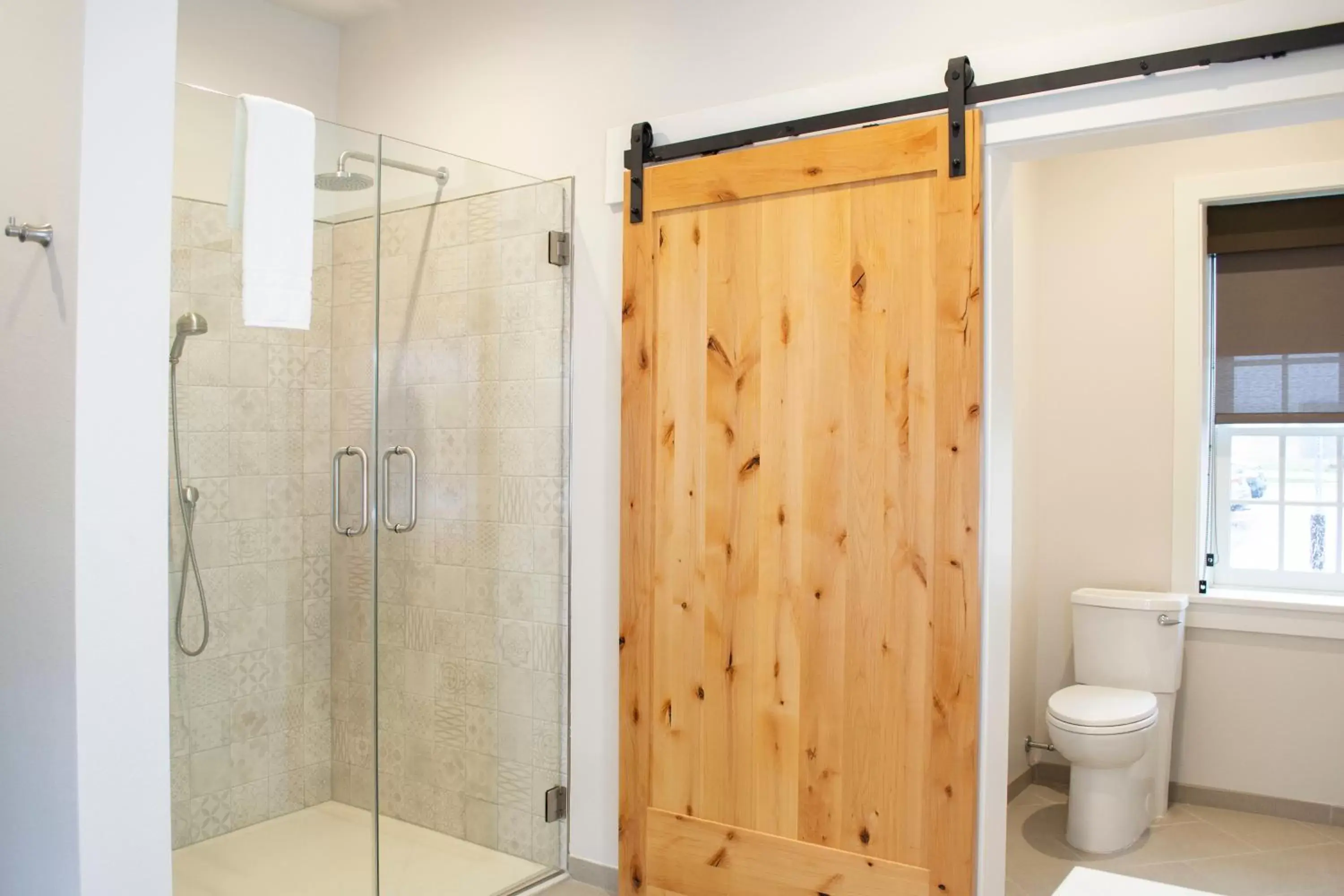 Shower, Bathroom in Hotel Millwright