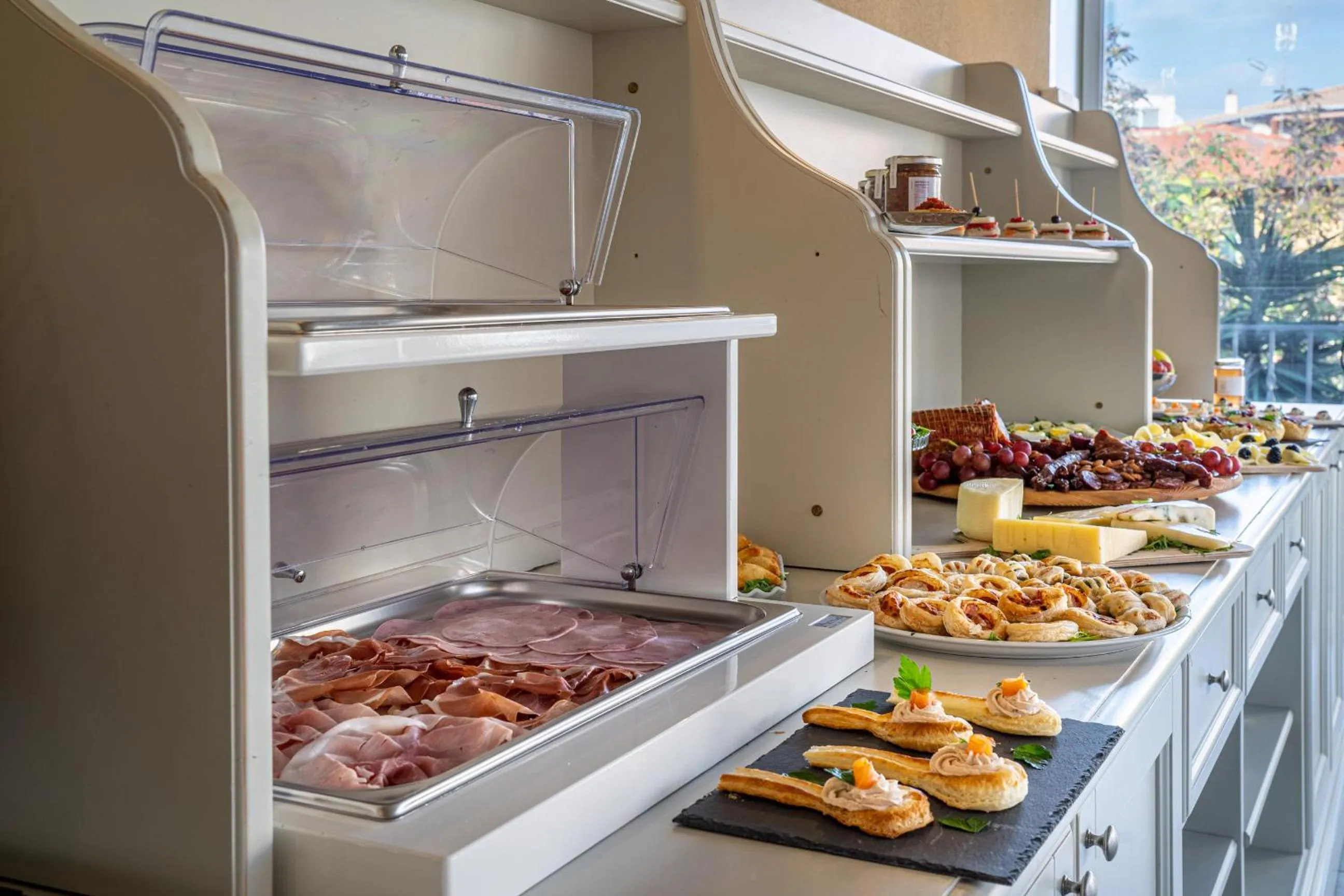 Breakfast in Hotel Colomba D'Oro