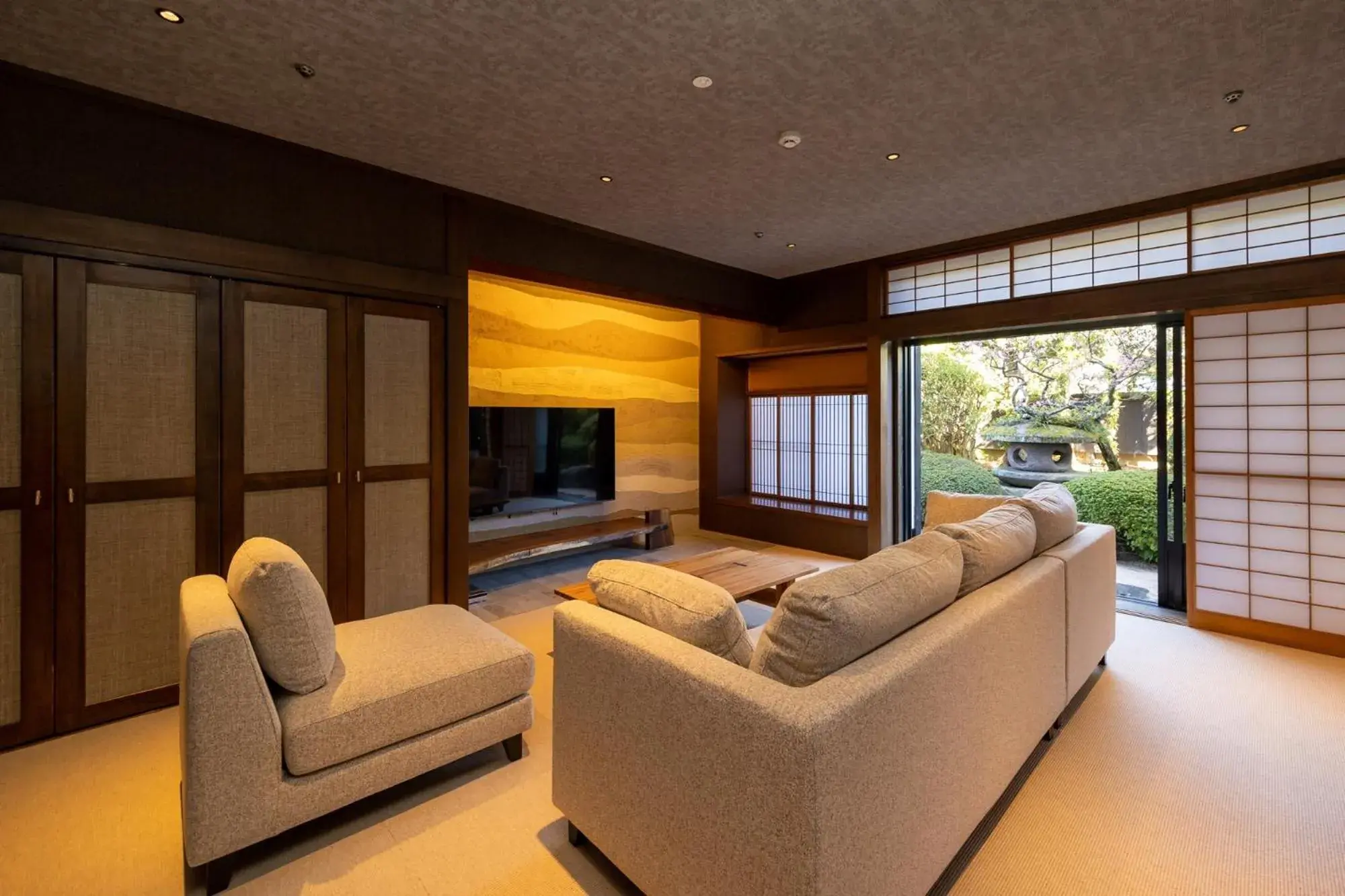 Living room, Seating Area in Haginoyado Tomoe Ryokan