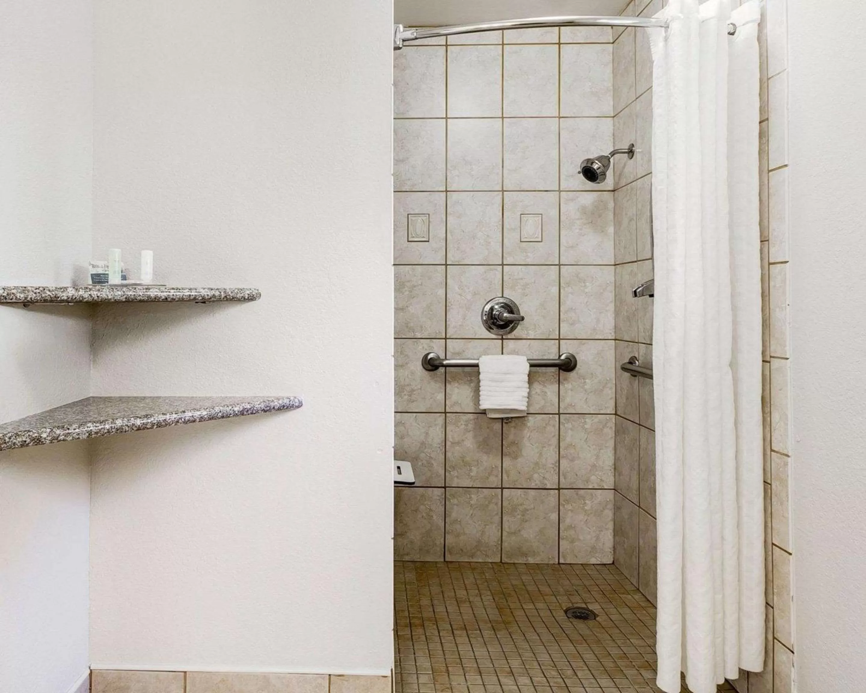 Photo of the whole room in The Inn at 1252 Monterey