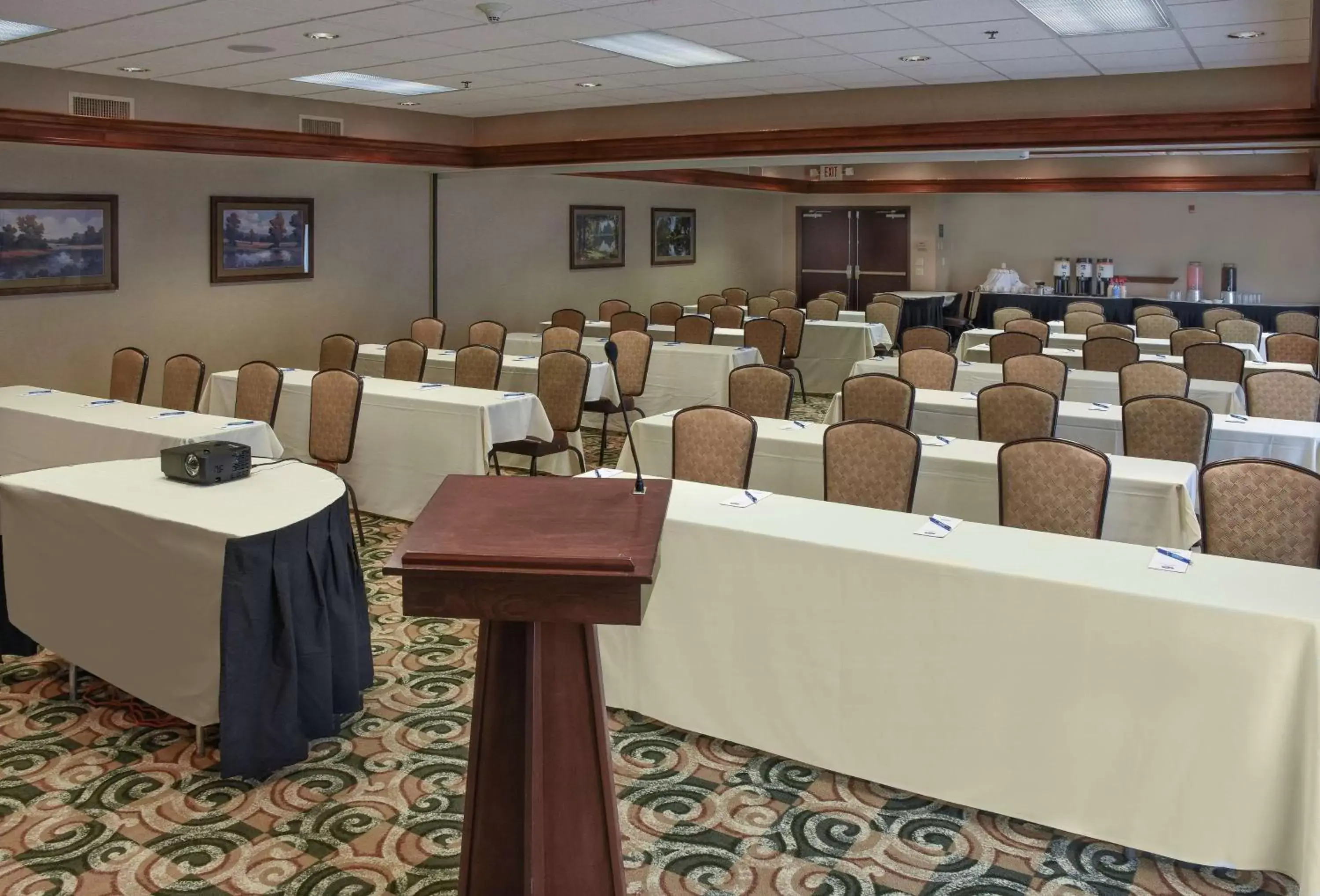 Meeting/conference room in Hampton Inn & Suites Youngstown-Canfield