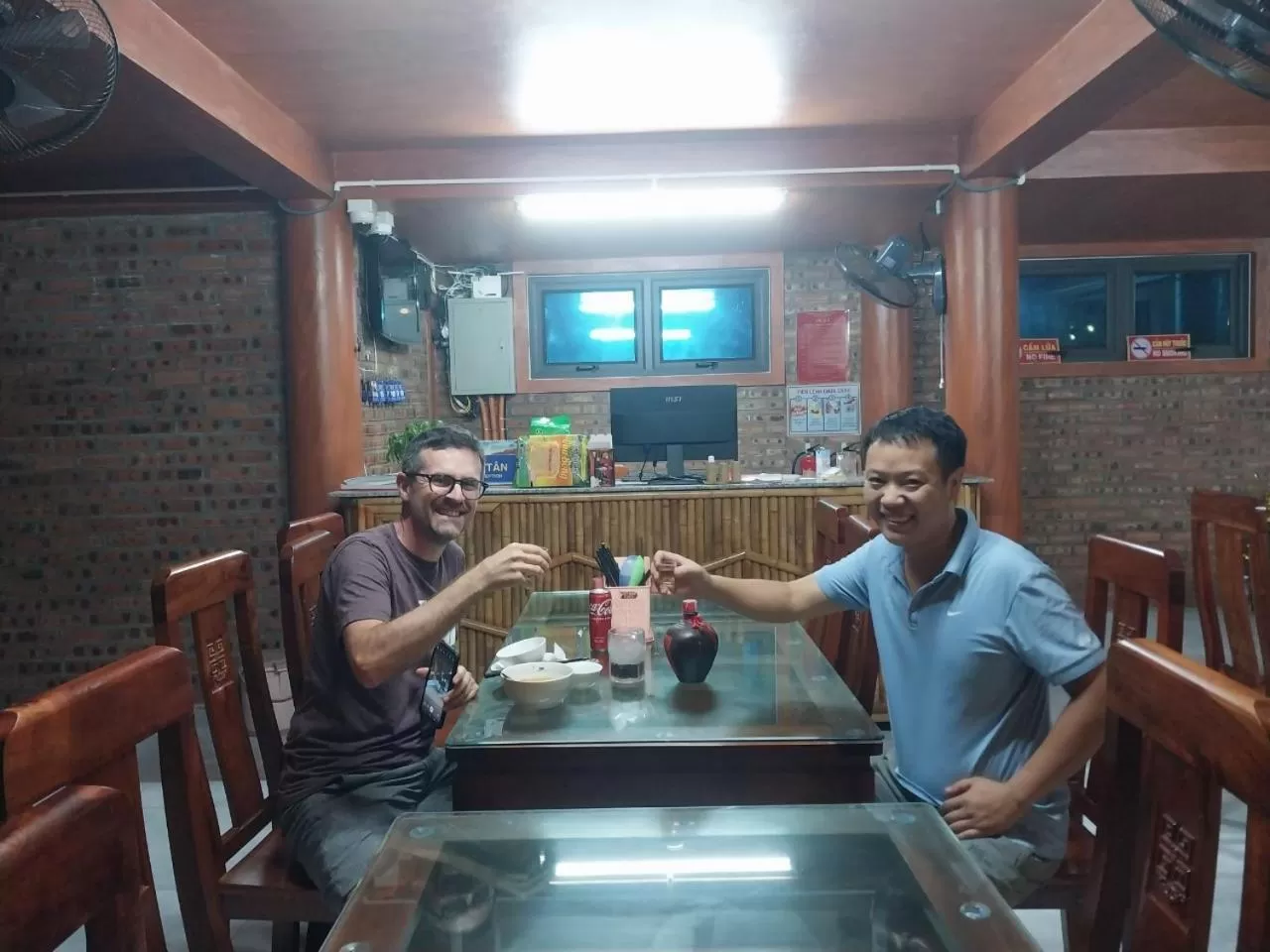 Restaurant/places to eat in Trang An Elegant Homestay