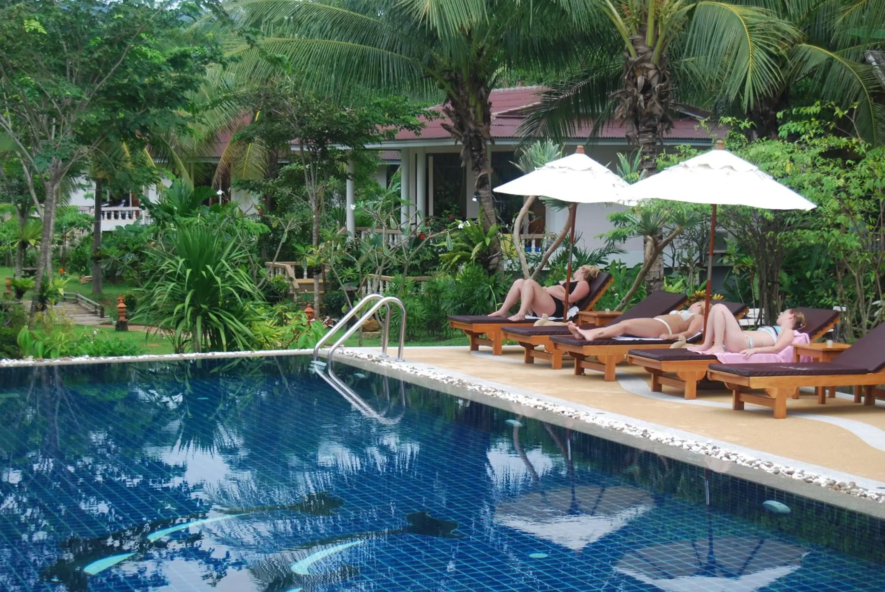 Swimming Pool in Clean Beach Resort