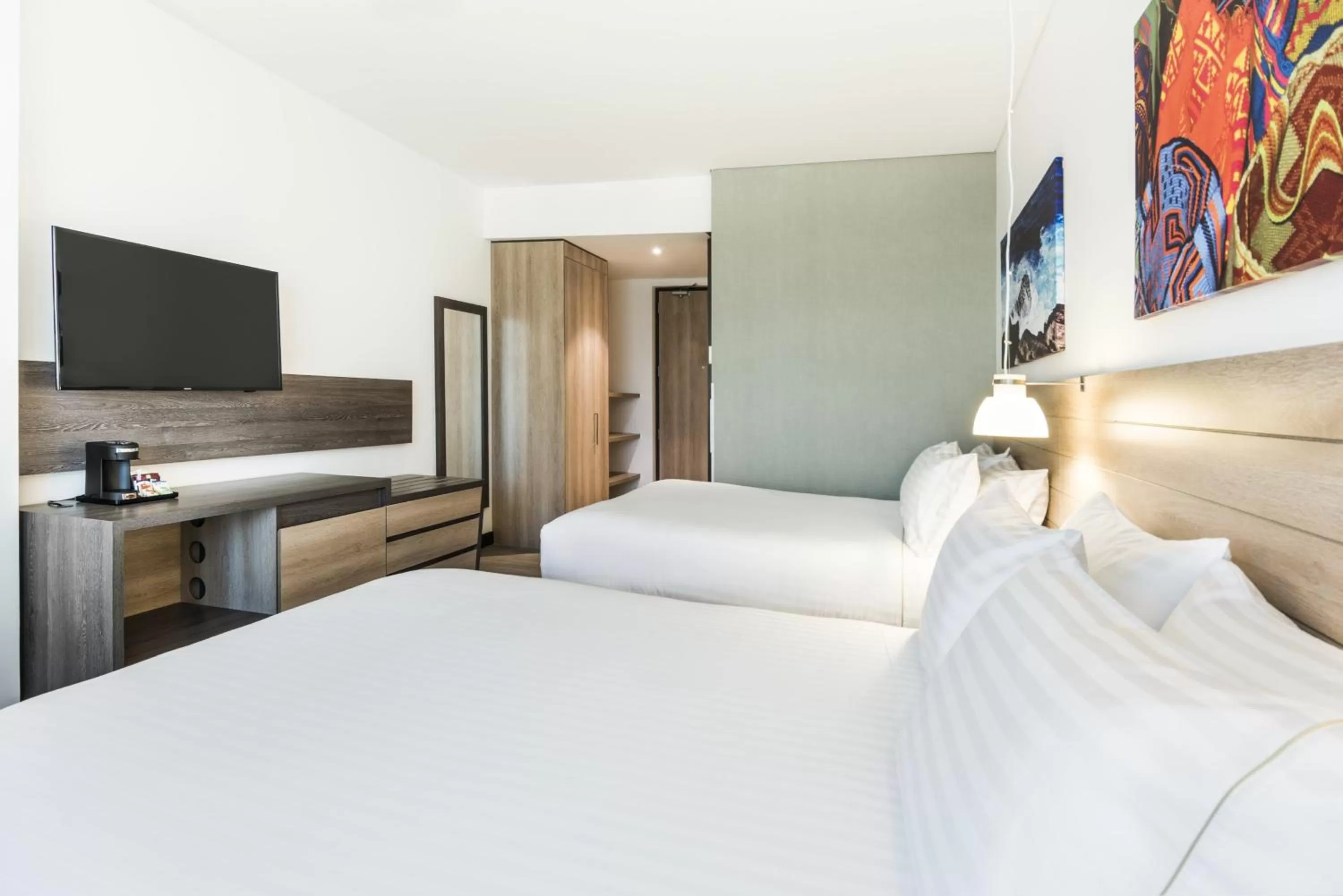 Photo of the whole room, Bed in Holiday Inn Express - Barranquilla Buenavista by IHG