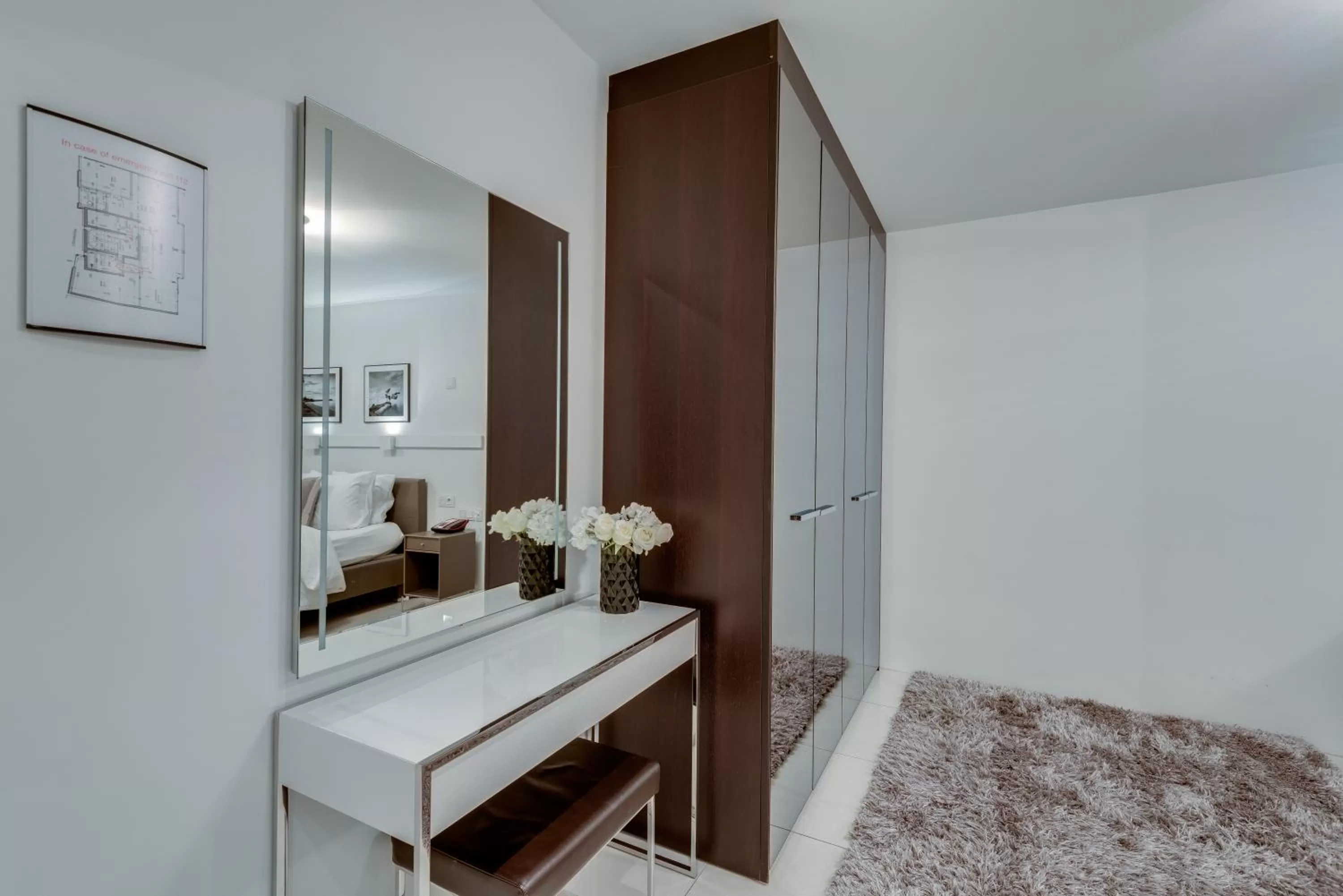 Bedroom, Bed in Black Pearl Apartment Hotel