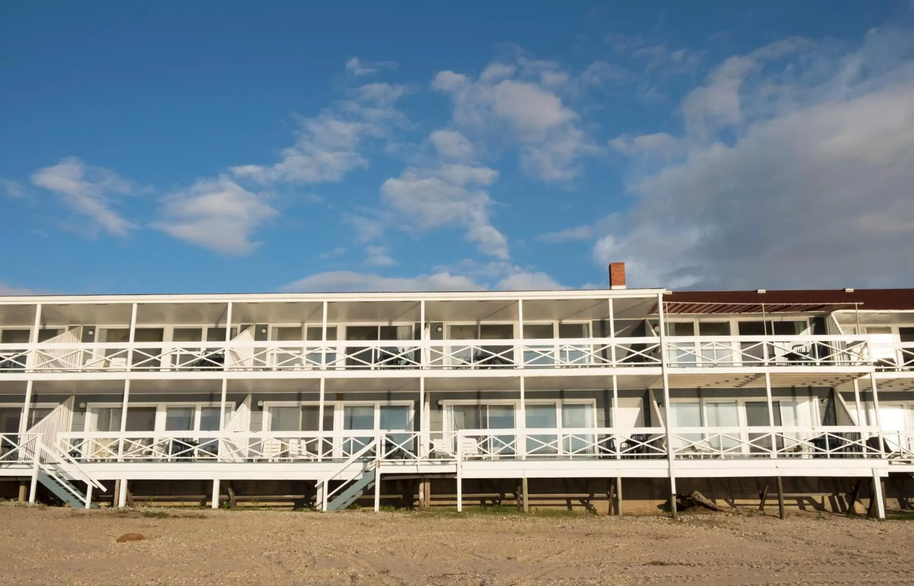 Property building in Sound View Greenport Property building in Sound View Greenport
