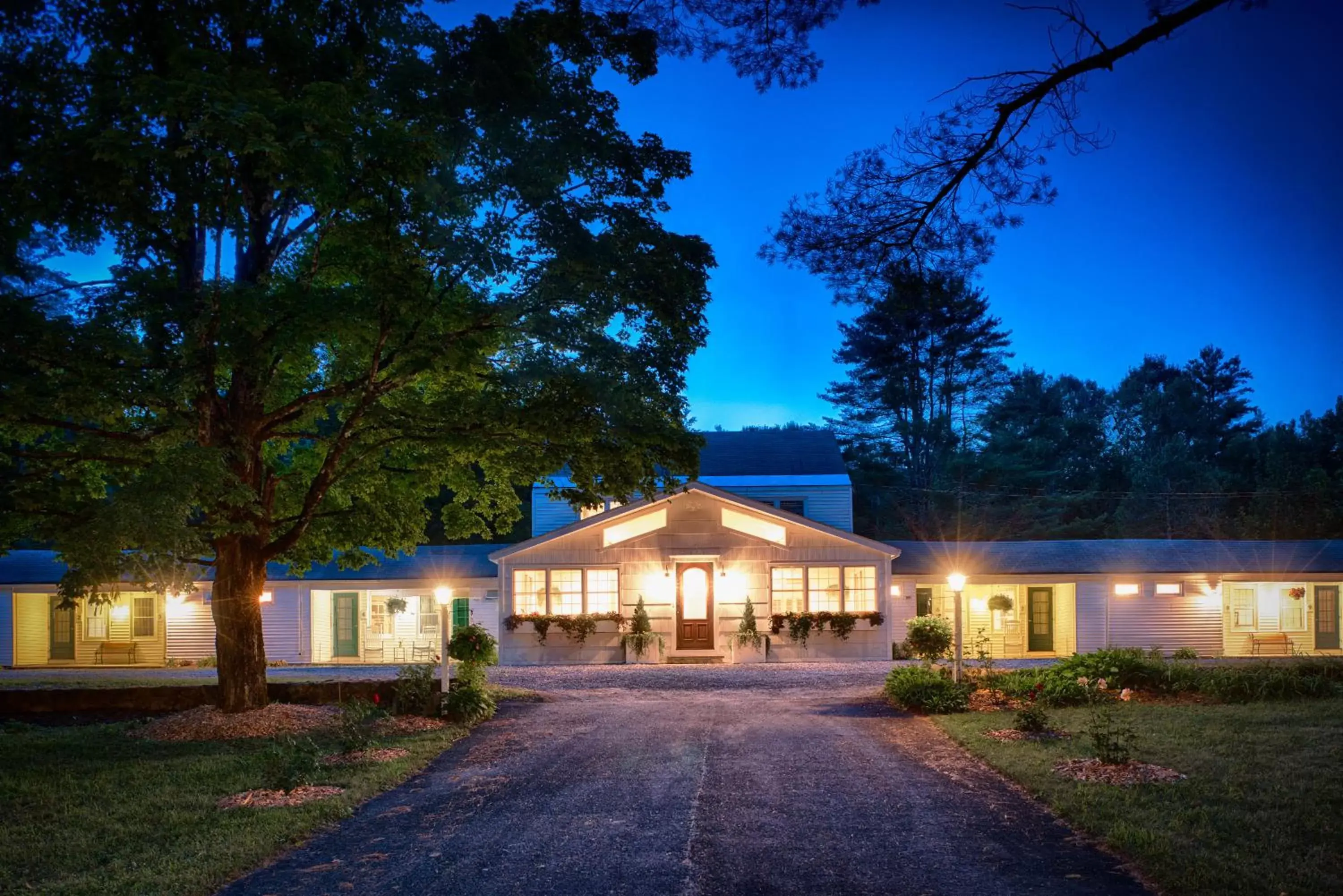 Property Building in Arcady Mountain Motor Lodge