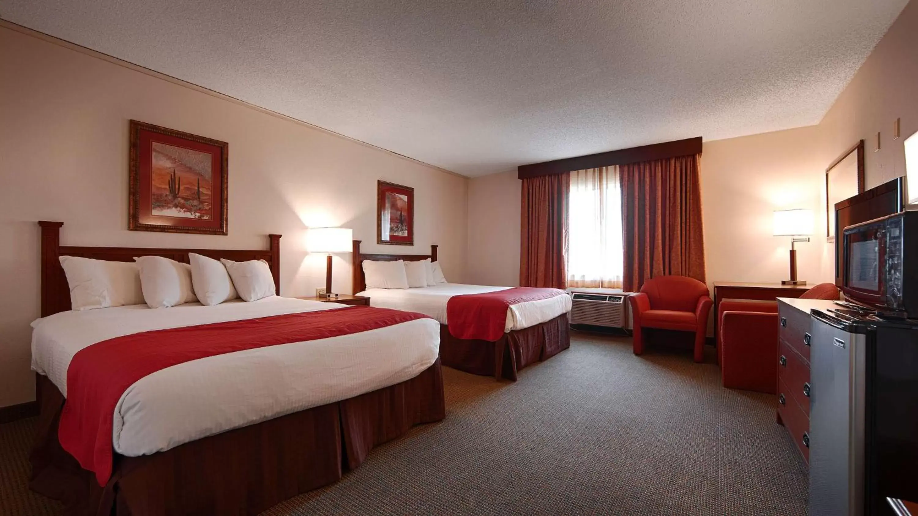 Queen Room with Two Queen Beds - Non-Smoking in Best Western La Grande Hacienda Queen Room with Two Queen Beds - Non-Smoking in Best Western La Grande Hacienda