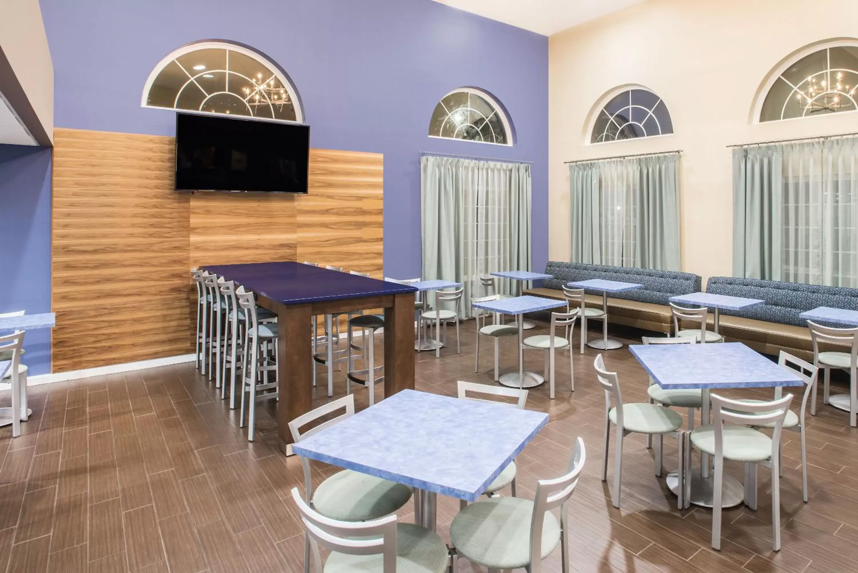 Area and facilities, Restaurant/Places to Eat in Days Inn & Suites by Wyndham Cherry Hill - Philadelphia