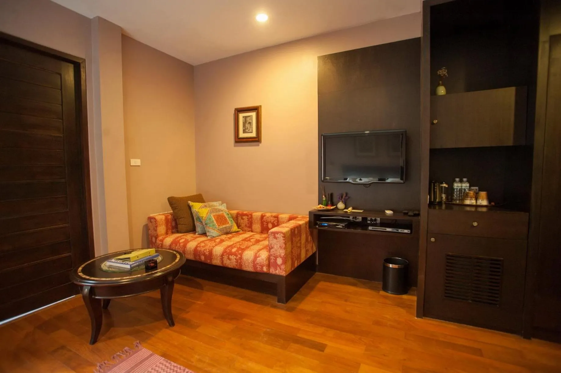 TV and multimedia in Sala Arun