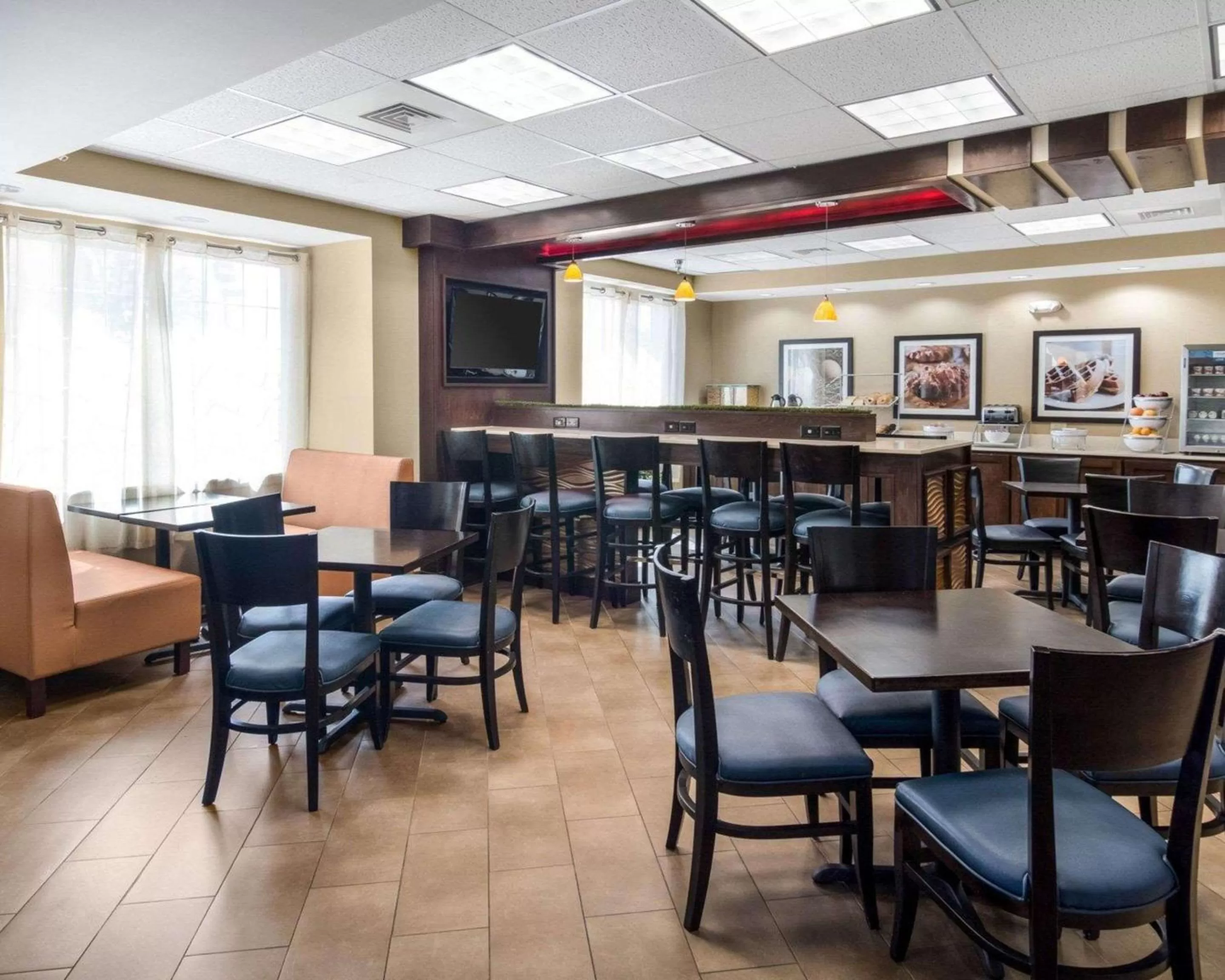 Restaurant/places to eat in Comfort Suites Odessa near University