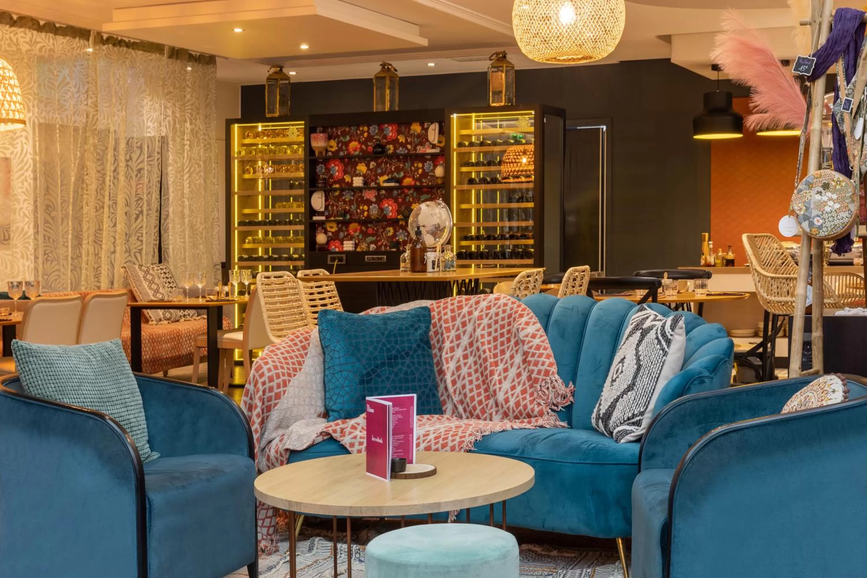 Restaurant/places to eat in Aiden by Best Western Paris Roissy CDG