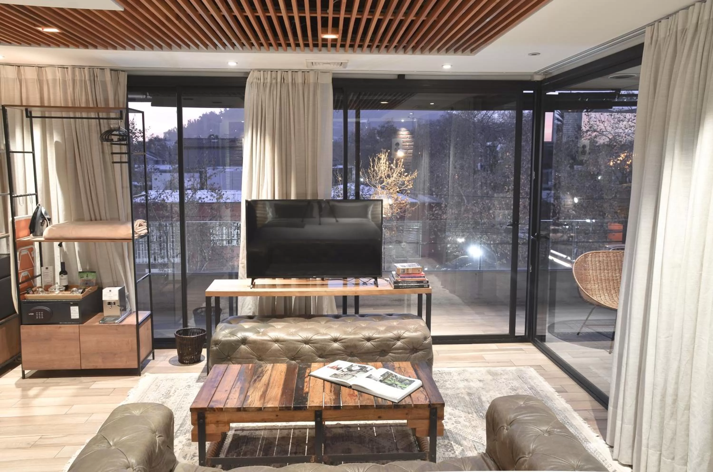 King Suite with Balcony in Maison Italia 1029