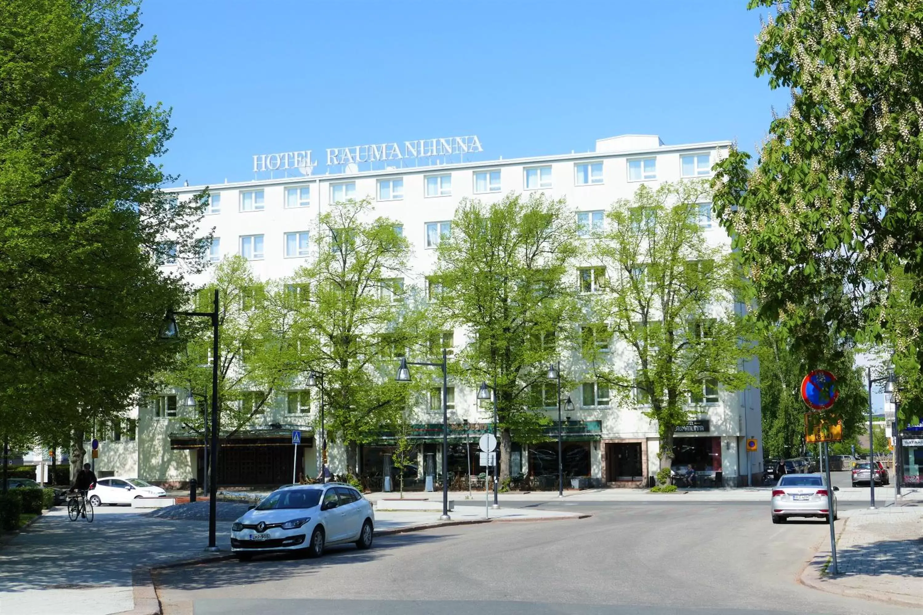 Property Building in Hotel Raumanlinna